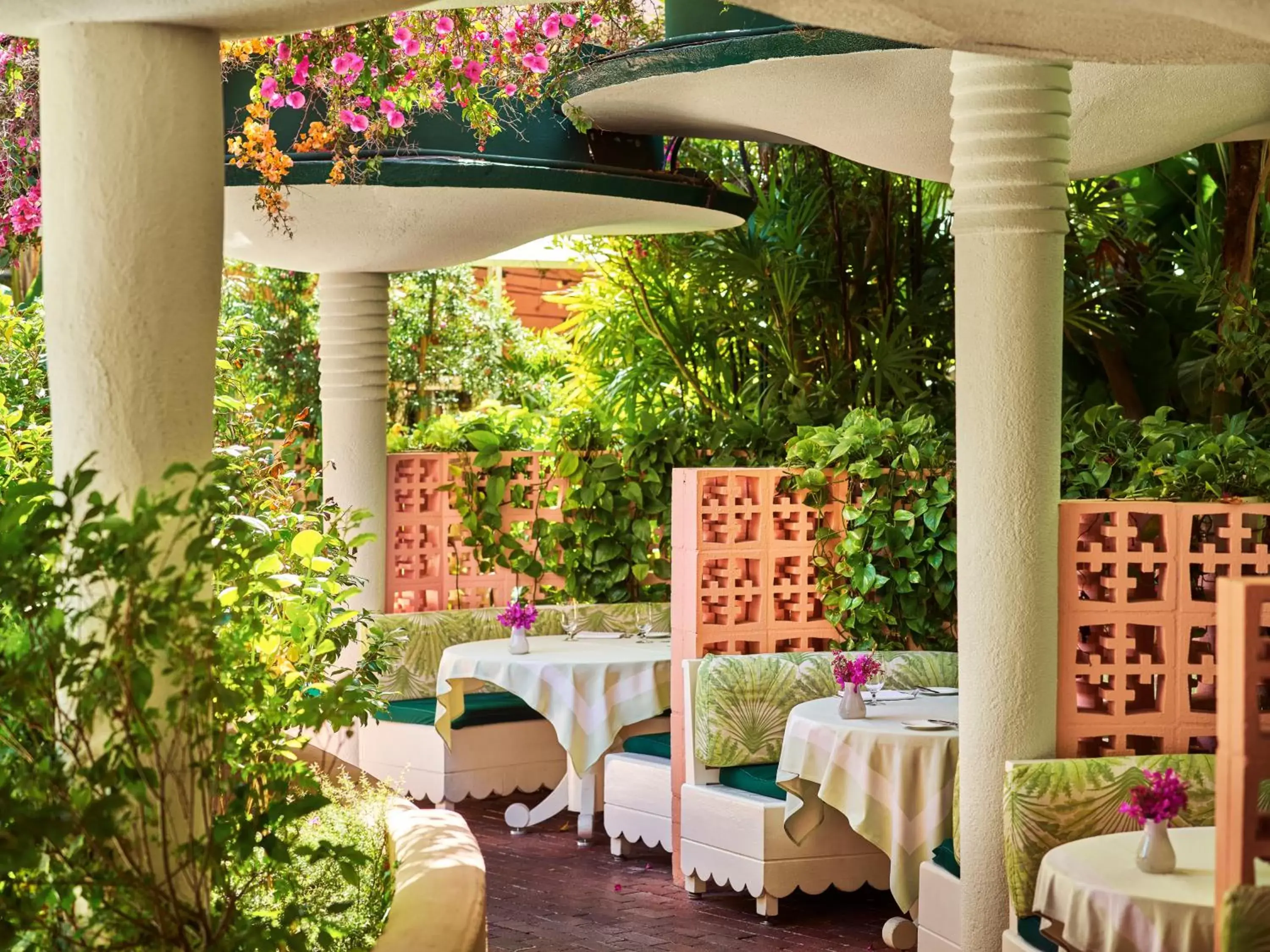 Restaurant/Places to Eat in The Beverly Hills Hotel - Dorchester Collection