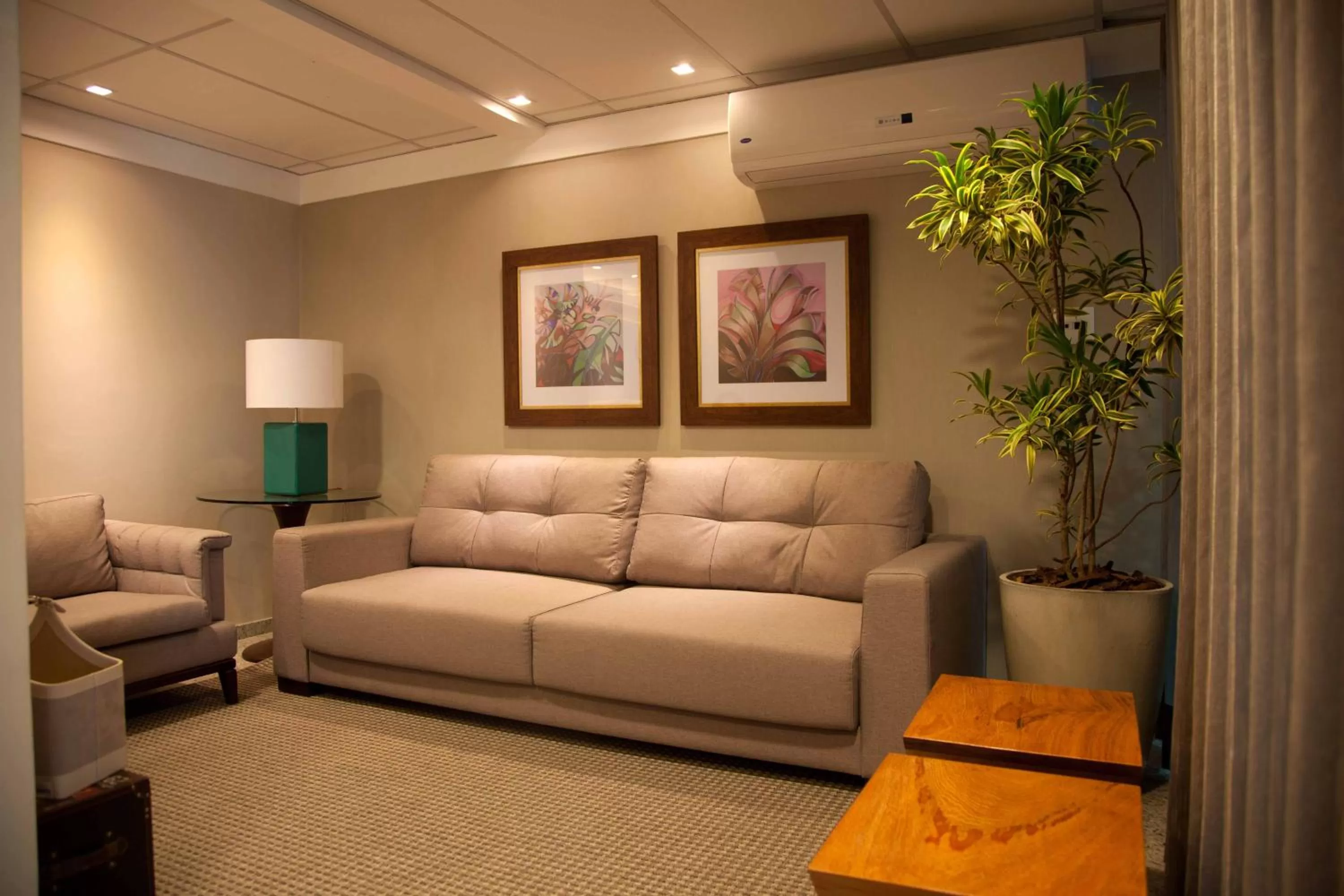 Living room in Atmosfera Hotel