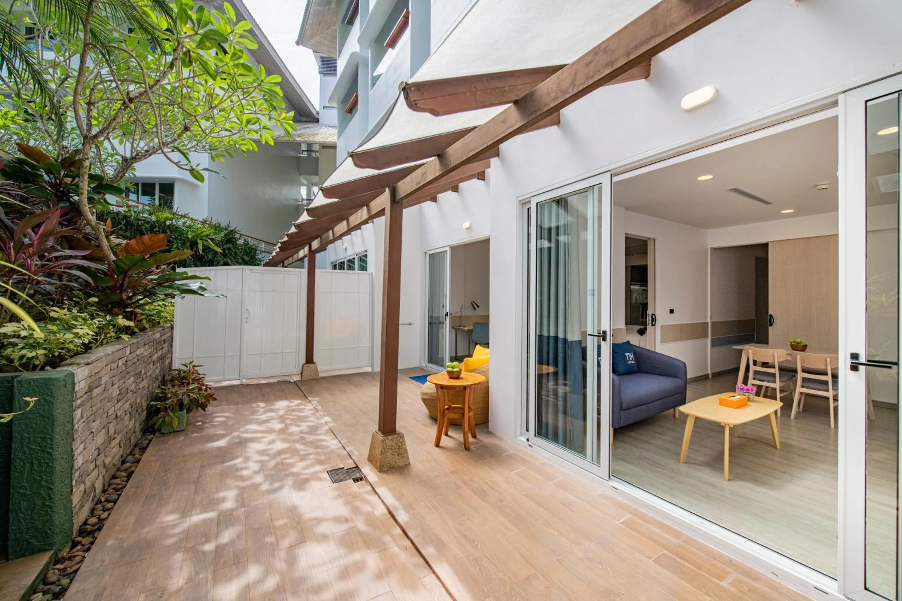 Balcony/Terrace in NH Boat Lagoon Phuket Resort