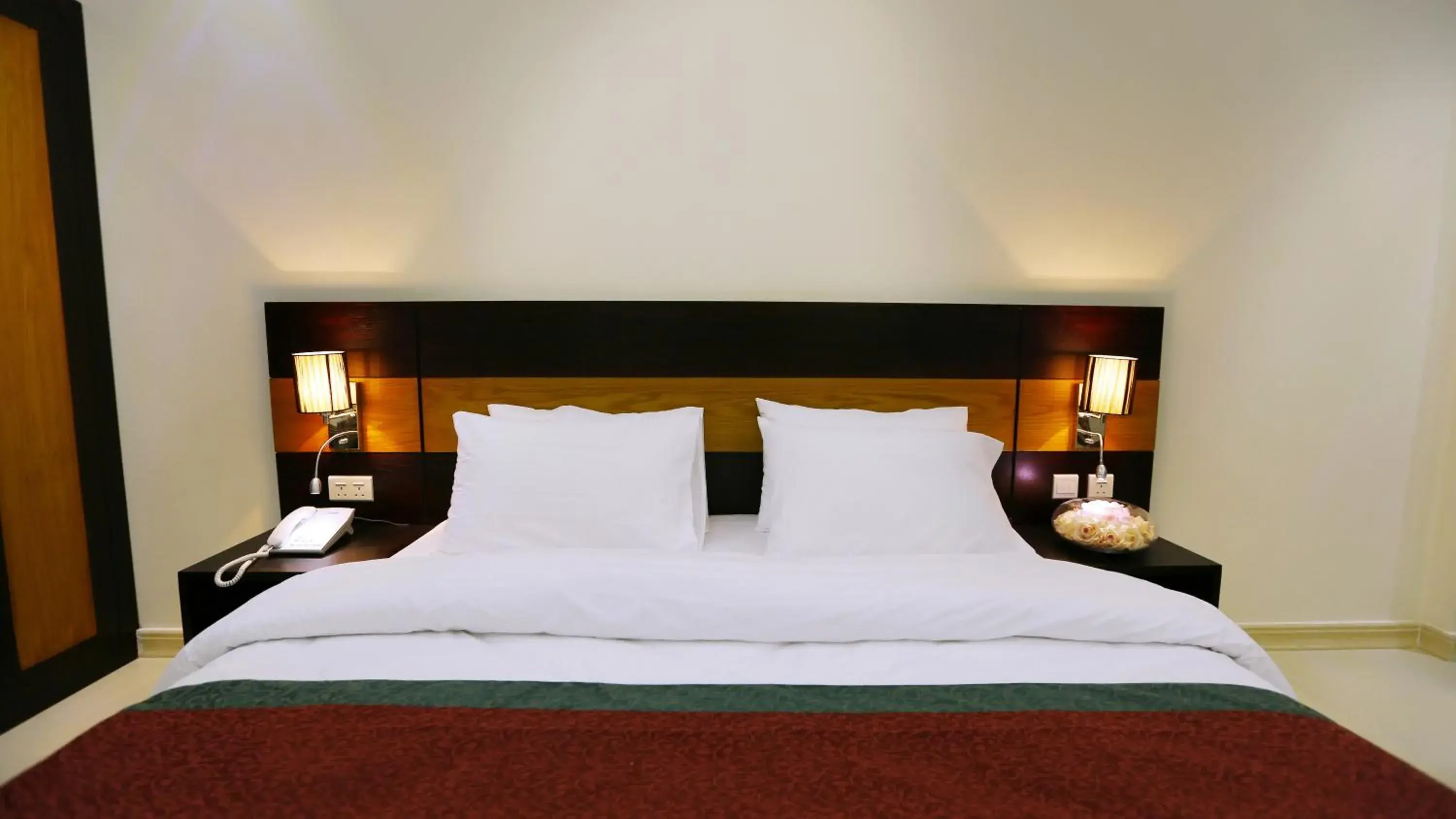 Bed in Muscat International Hotel Plaza