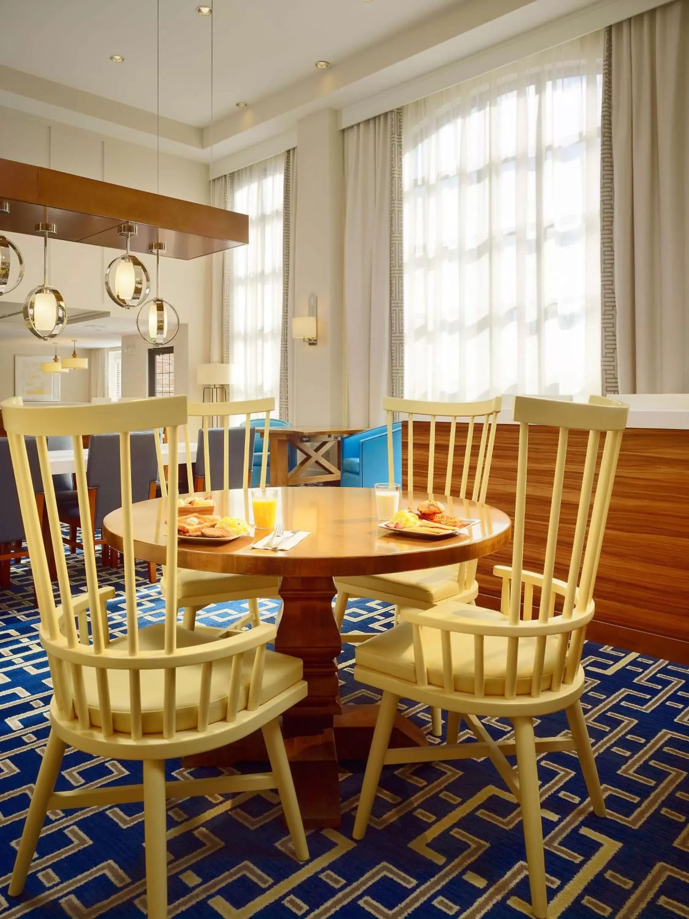 Breakfast, Dining Area in Sonesta ES Suites Columbia Baltimore