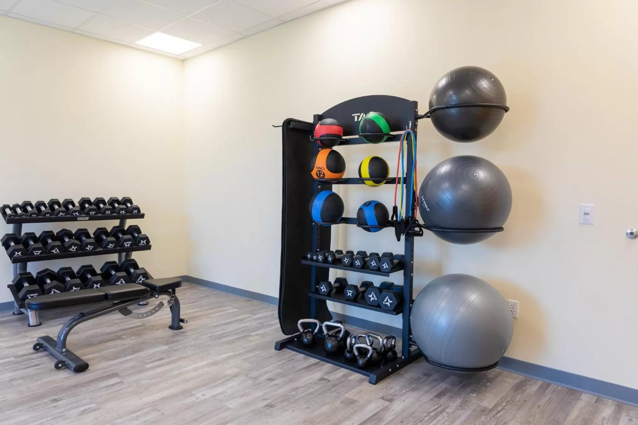 Fitness centre/facilities in SPOT X Hotel Orlando Intl Dr by The Red Collection