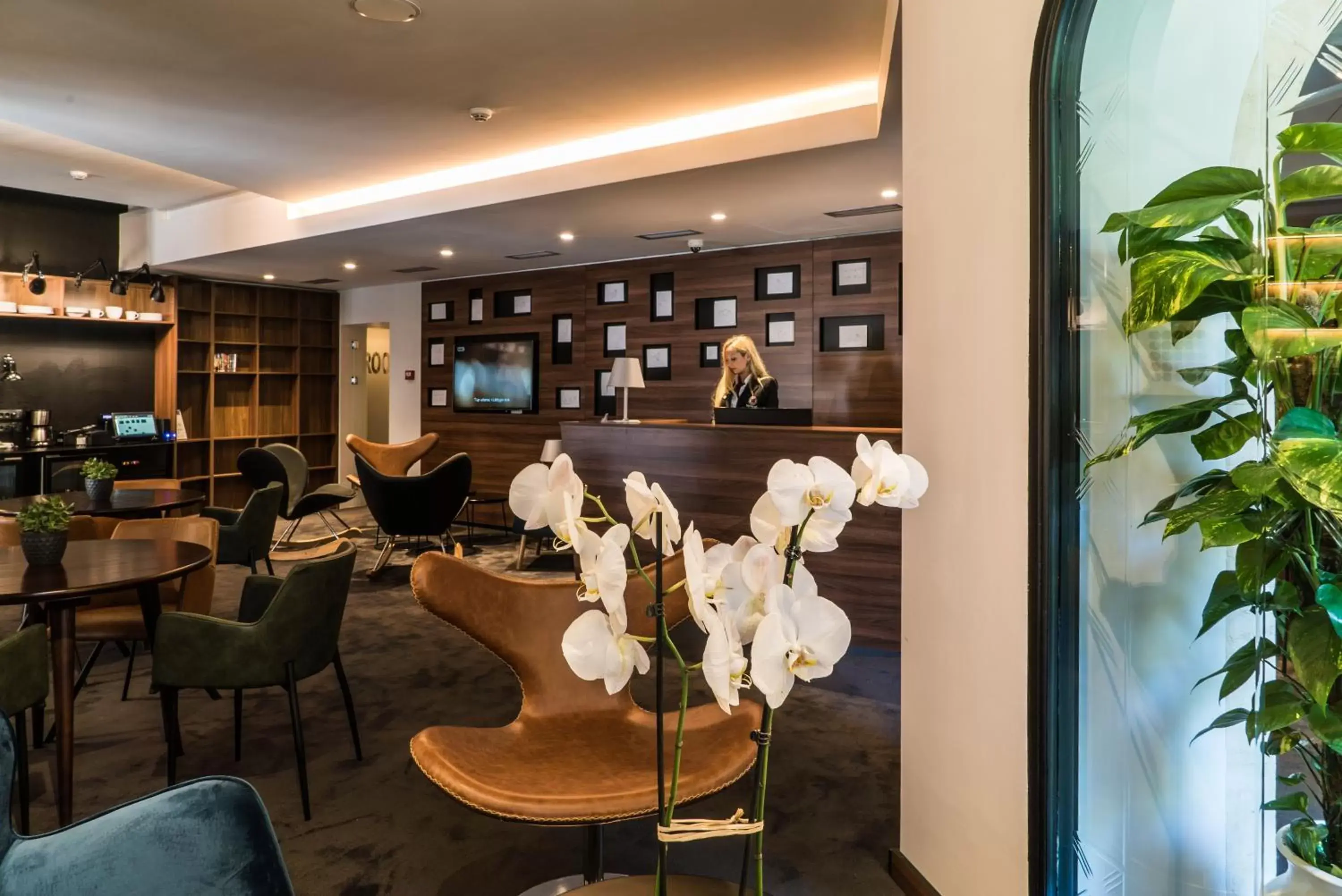 Lobby or reception, Lounge/Bar in Best Western Premier Natalija Residence