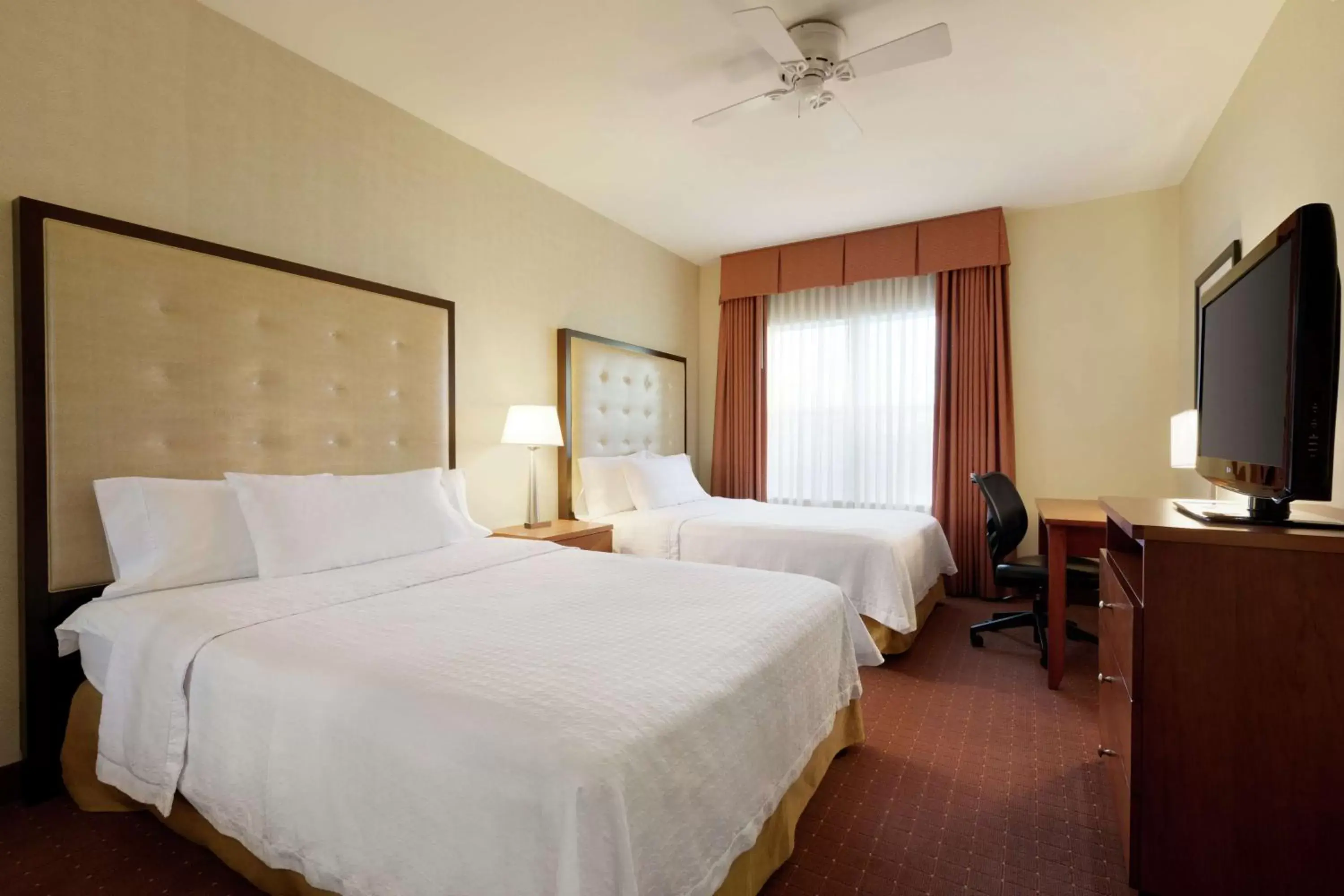 Bedroom, Bed in Homewood Suites by Hilton Dulles-North Loudoun
