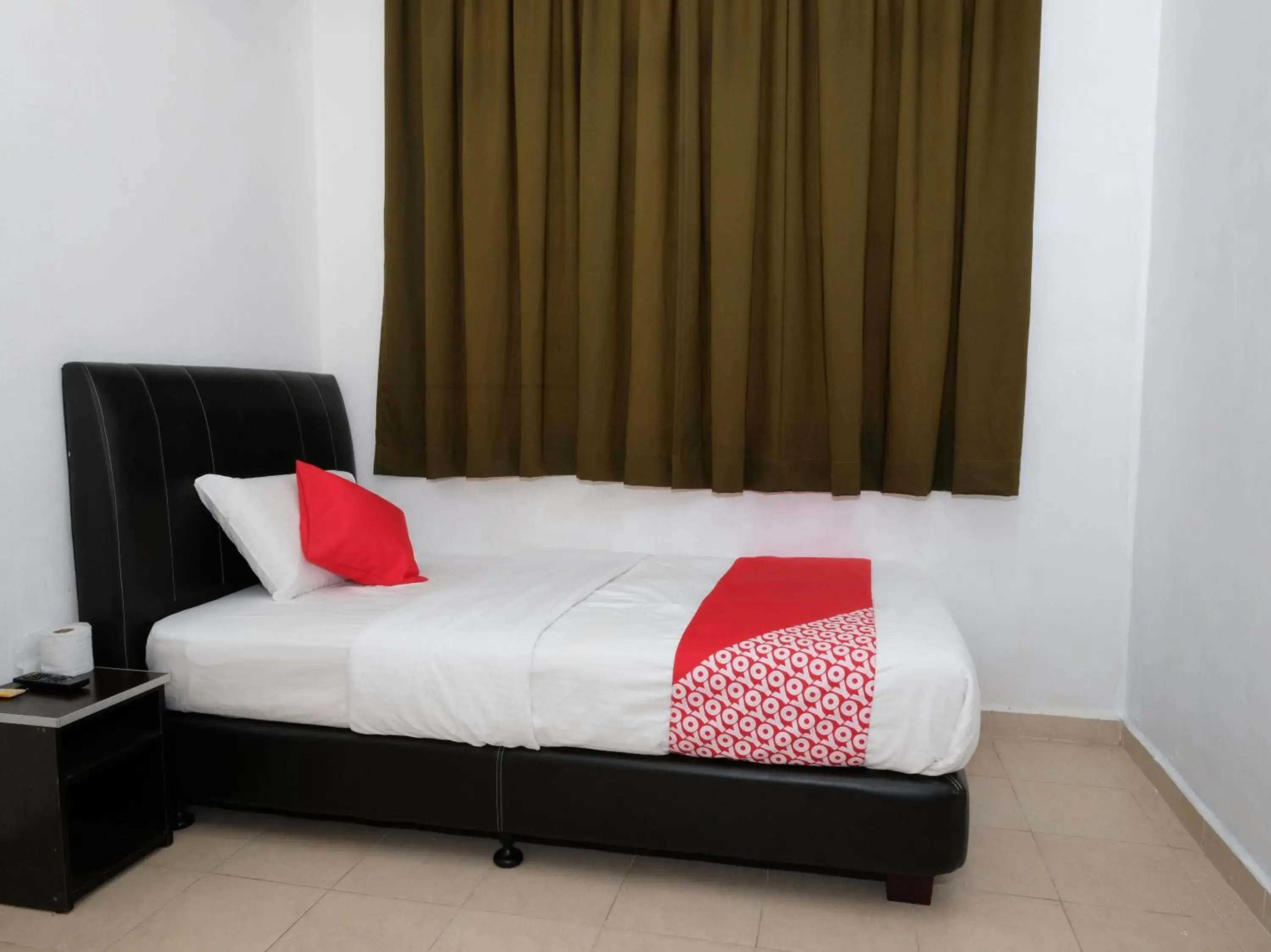 Standard Single Room - single occupancy in OYO 905 Hotel De'light Villa Standard Single Room - single occupancy in OYO 905 Hotel De'light Villa
