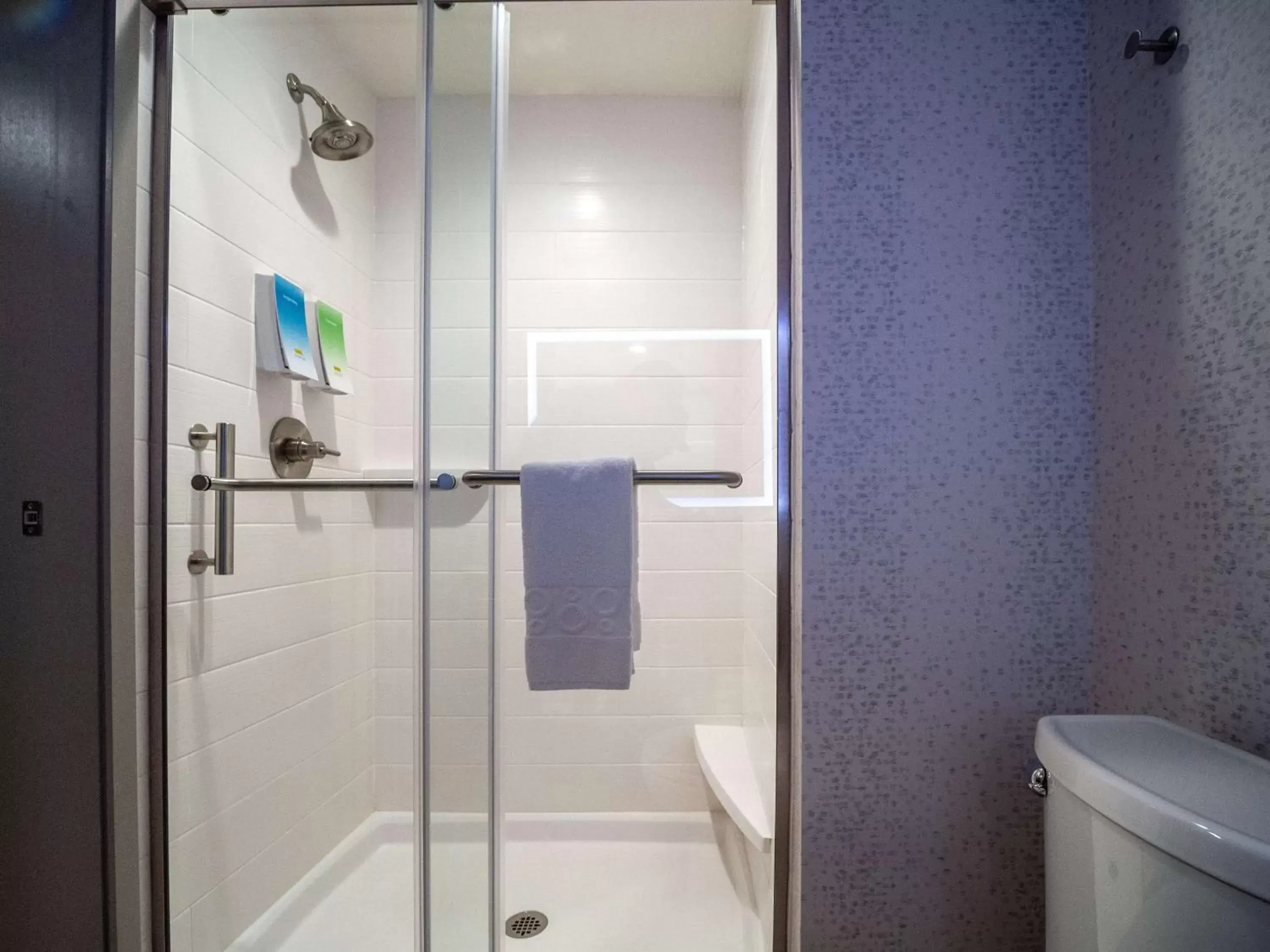 Bathroom in Home2 Suites By Hilton Oklahoma City Nw Expressway