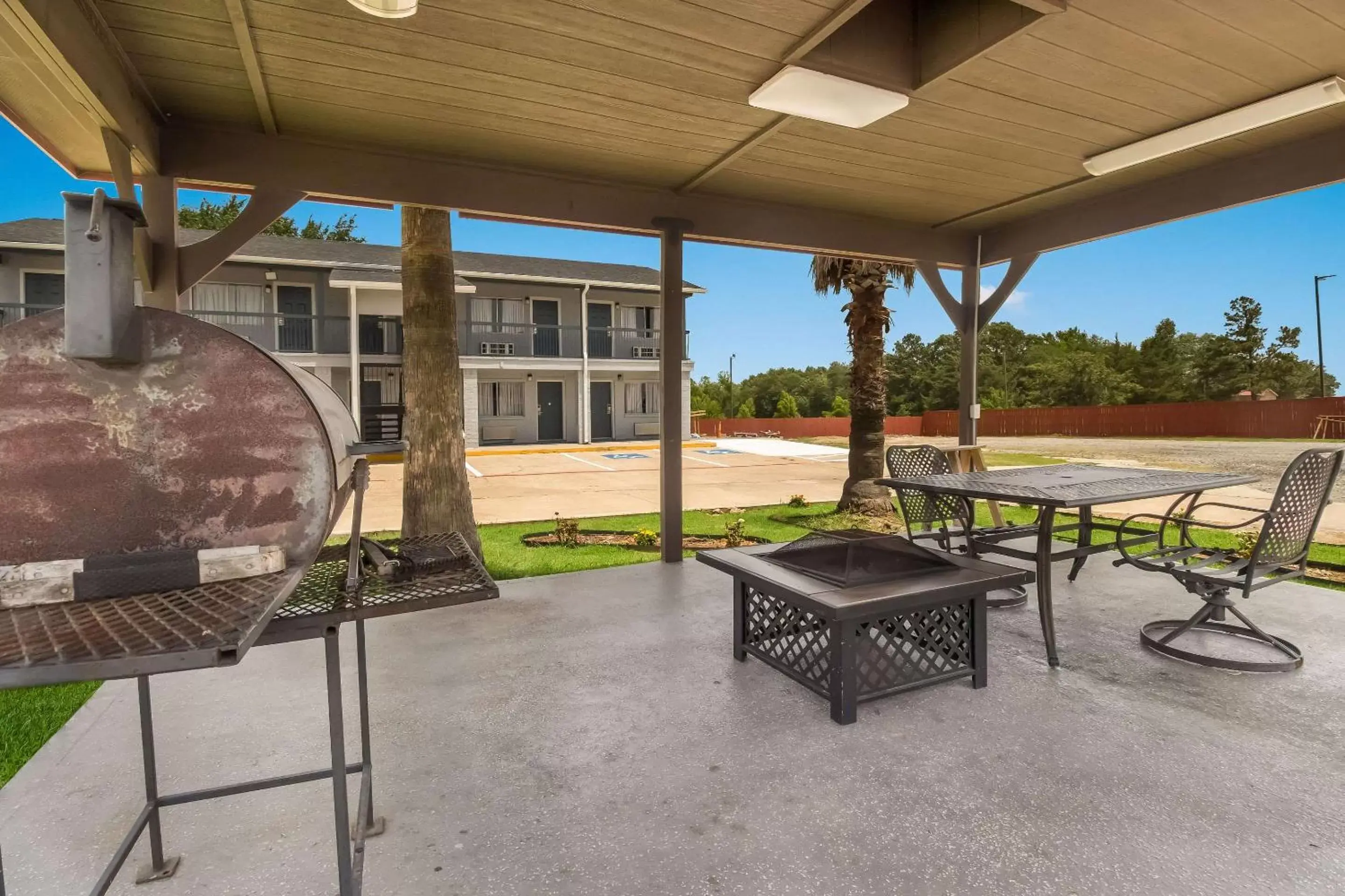 Other, BBQ Facilities in Quality Inn