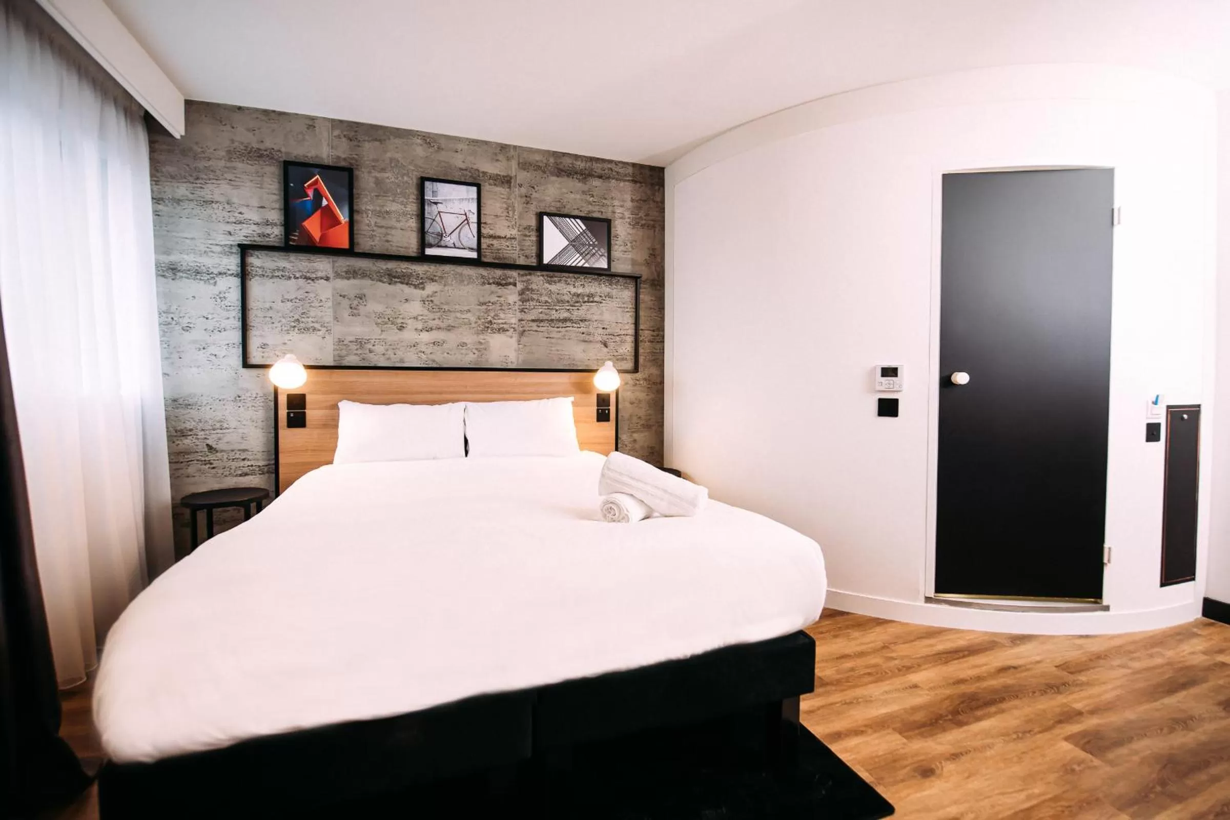 Bed in ibis Belfast City Centre