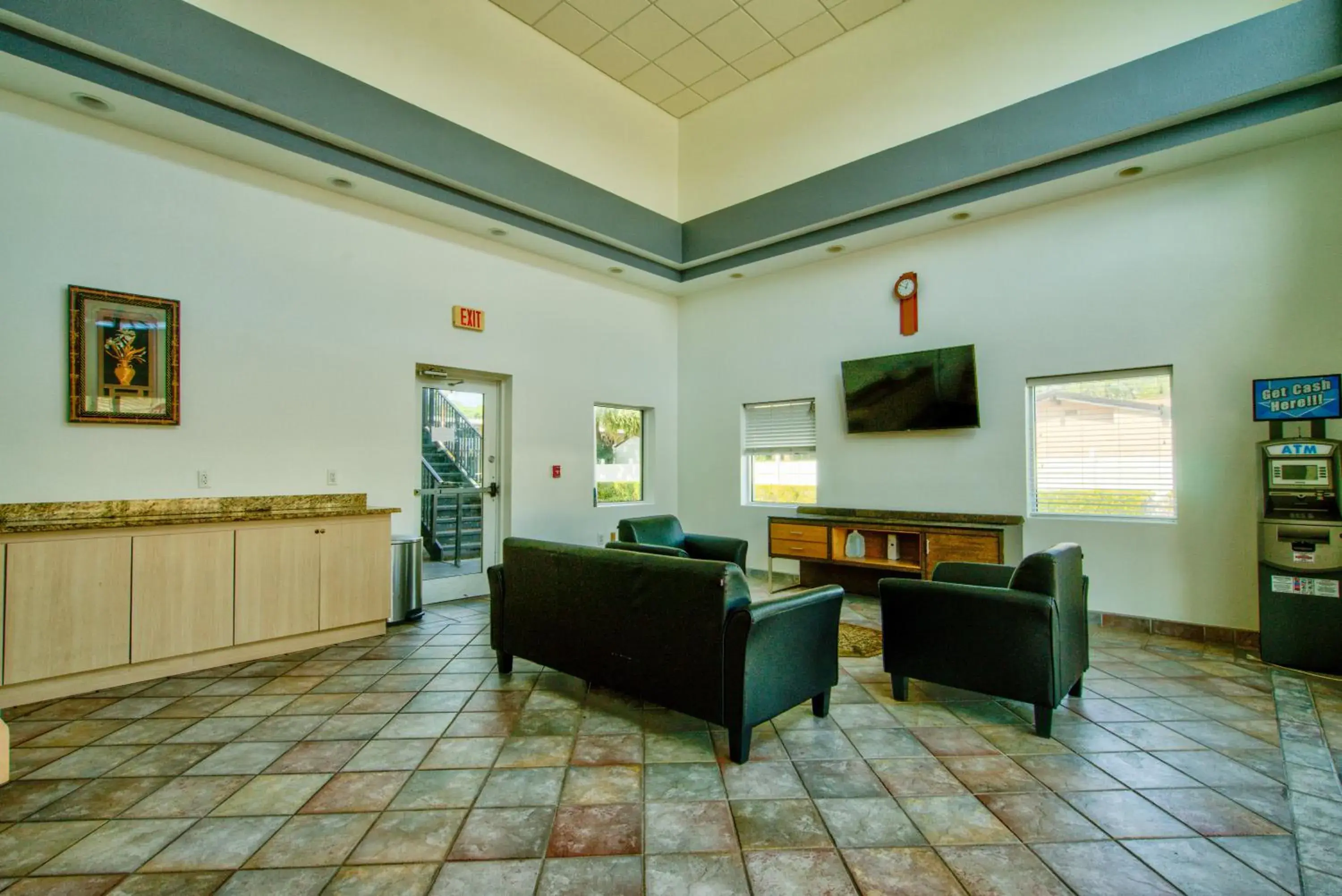 Seating Area in Clearwater Hotel