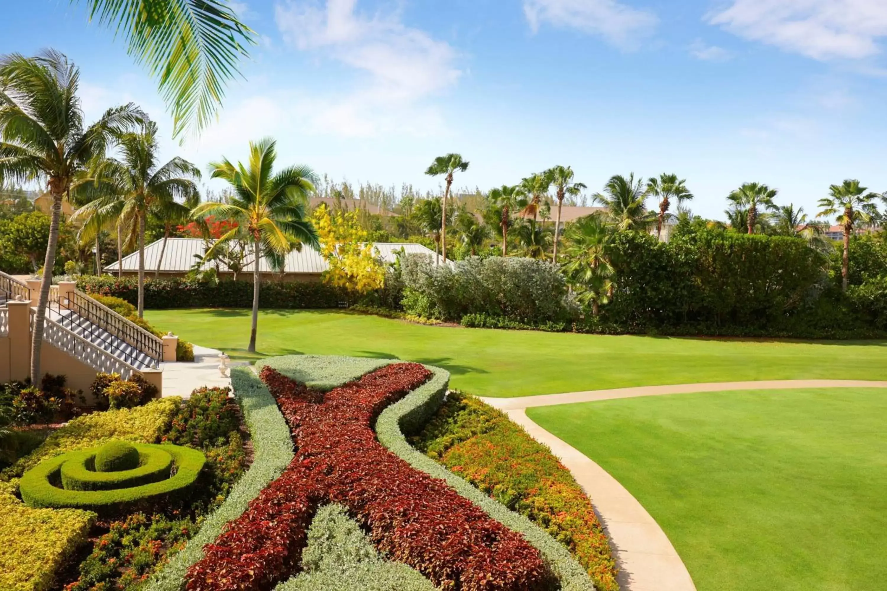 Lounge or bar, Garden in The Ritz-Carlton, Grand Cayman