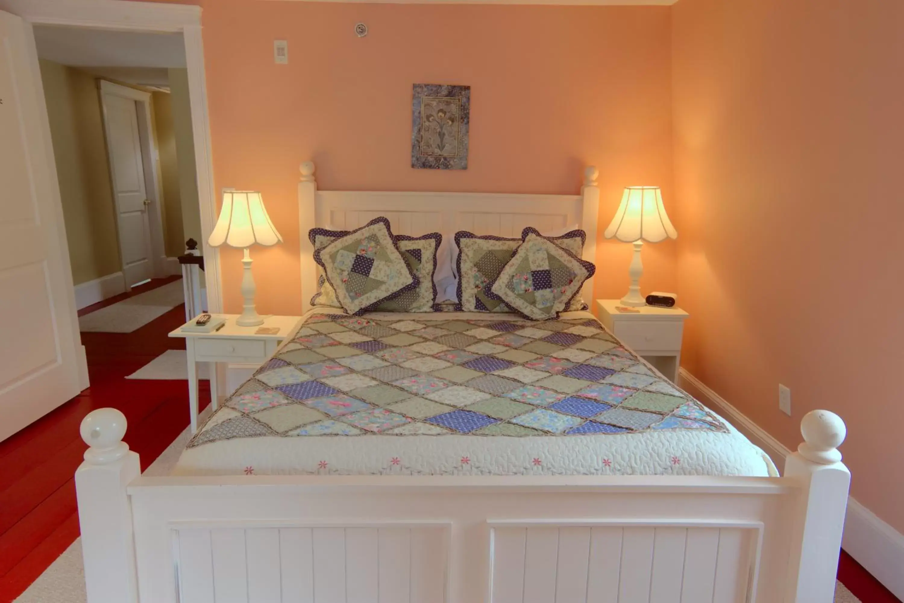 Bedroom, Bed in Ballard House Inn