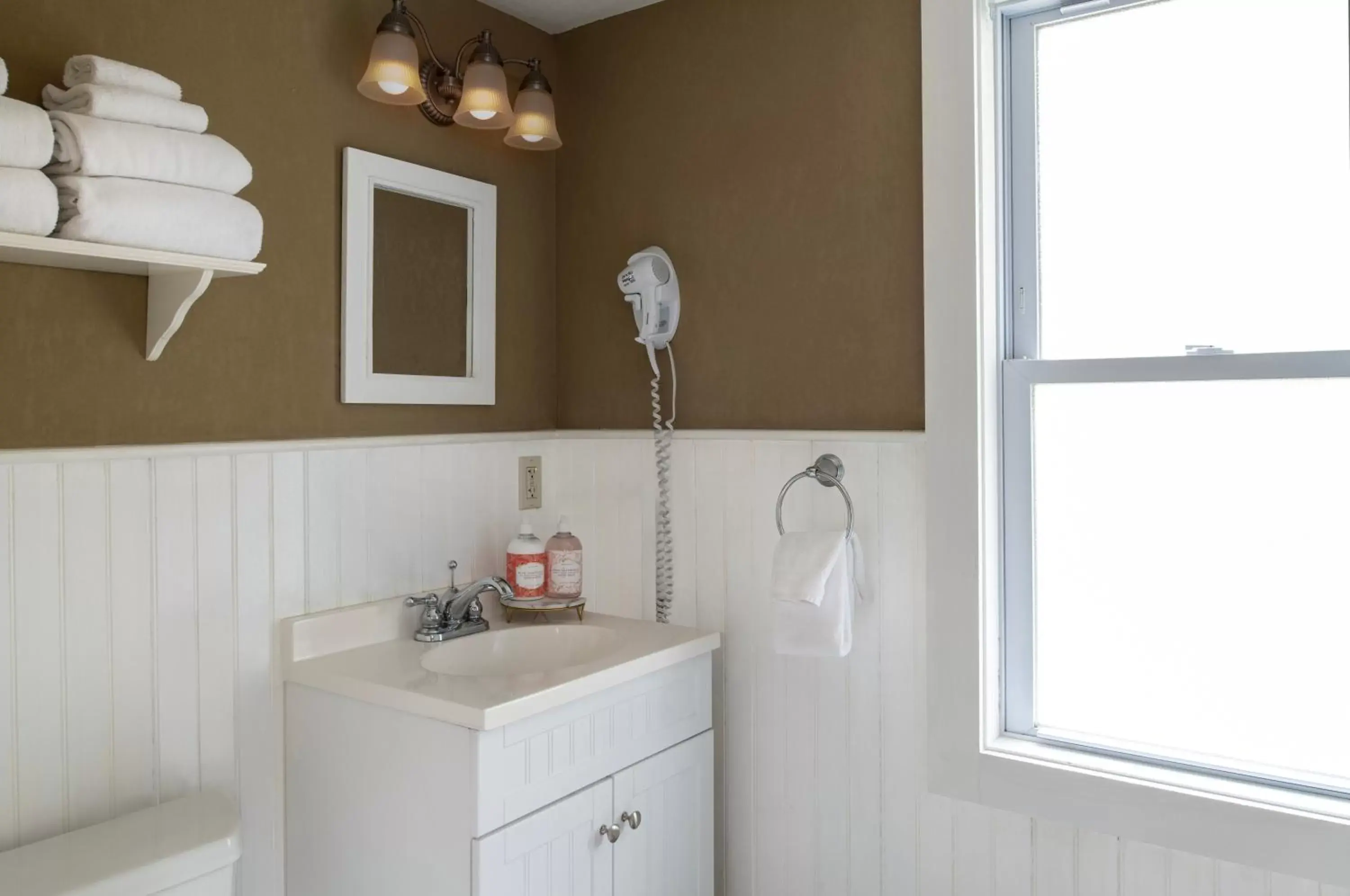 Bathroom in Christmas Farm Inn and Spa