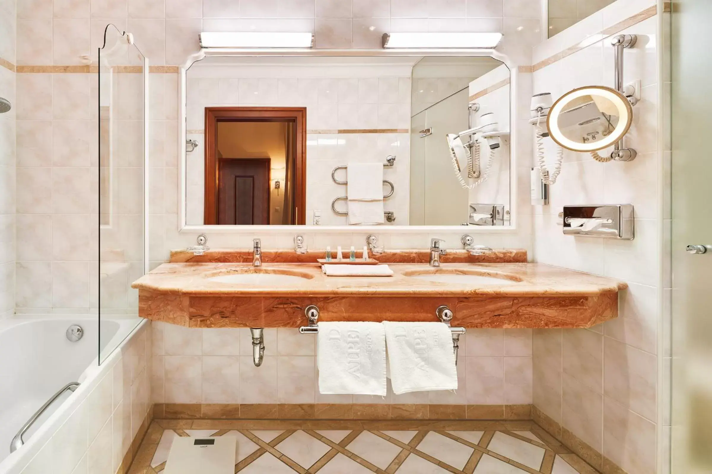 Shower, Bathroom in Das Alpenhaus Gasteinertal