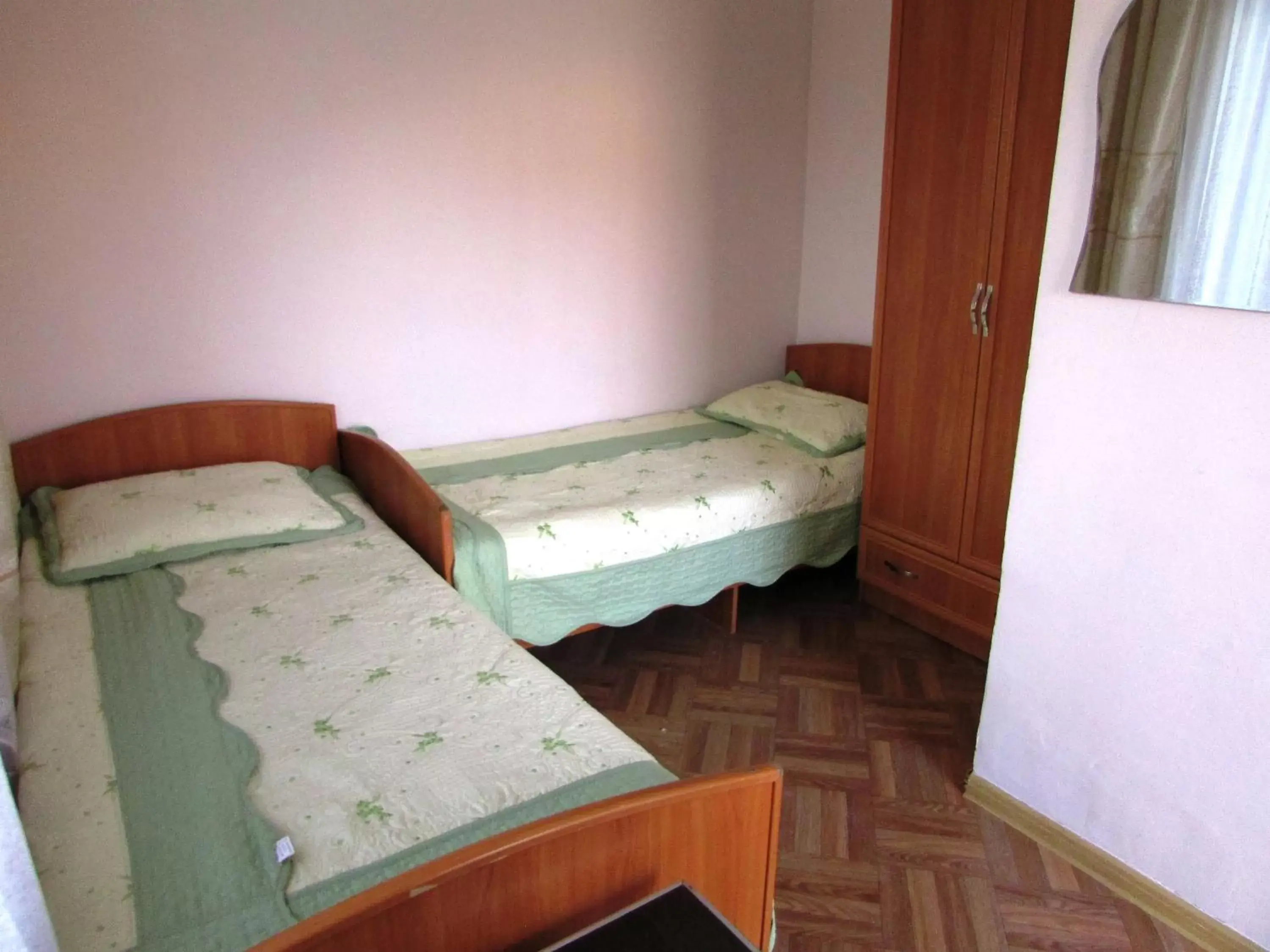 Twin Room with Shower in Гостевой дом "Kalinka" Twin Room with Shower in Гостевой дом "Kalinka"