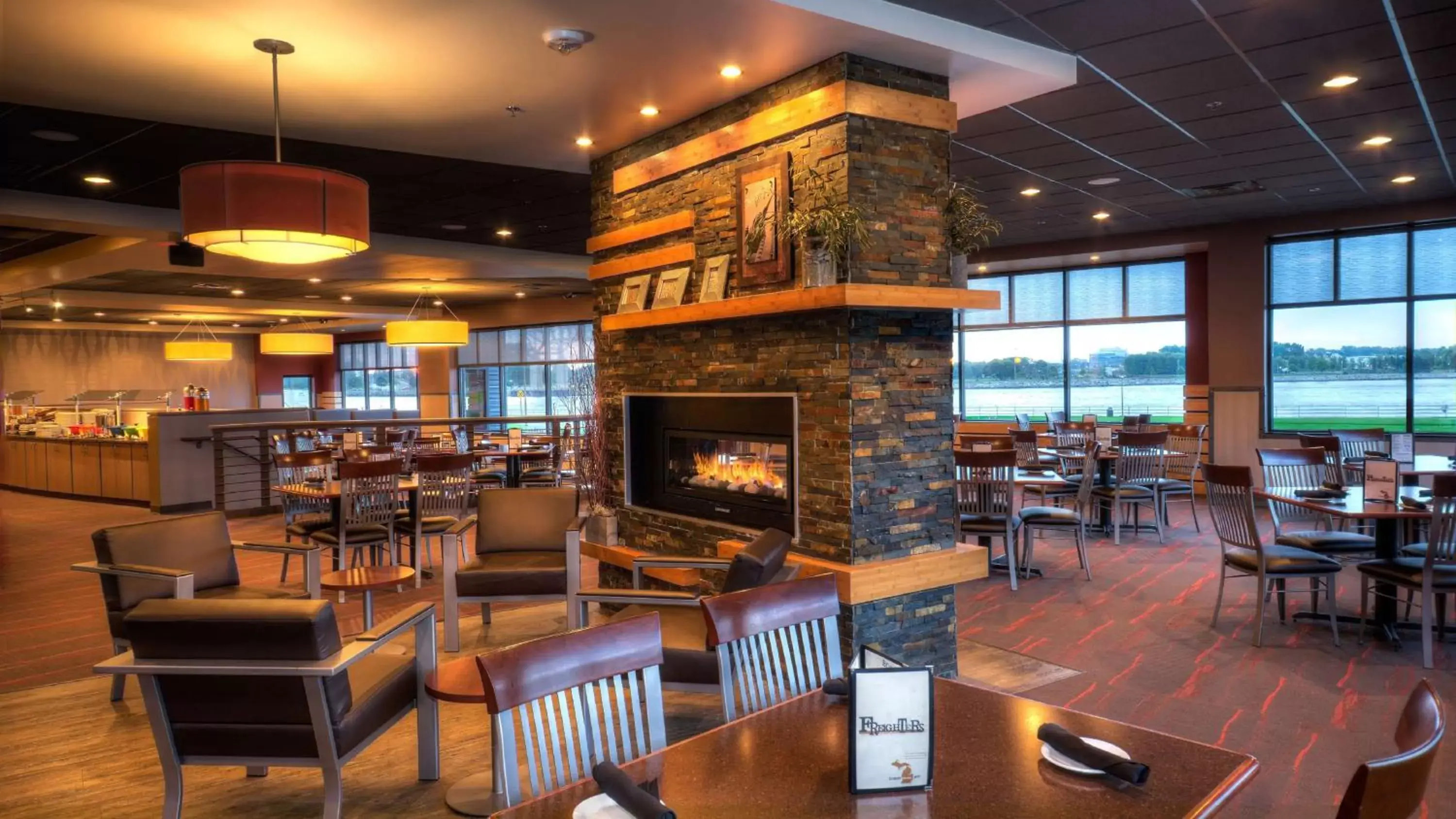 Restaurant/Places to Eat in DoubleTree by Hilton Port Huron