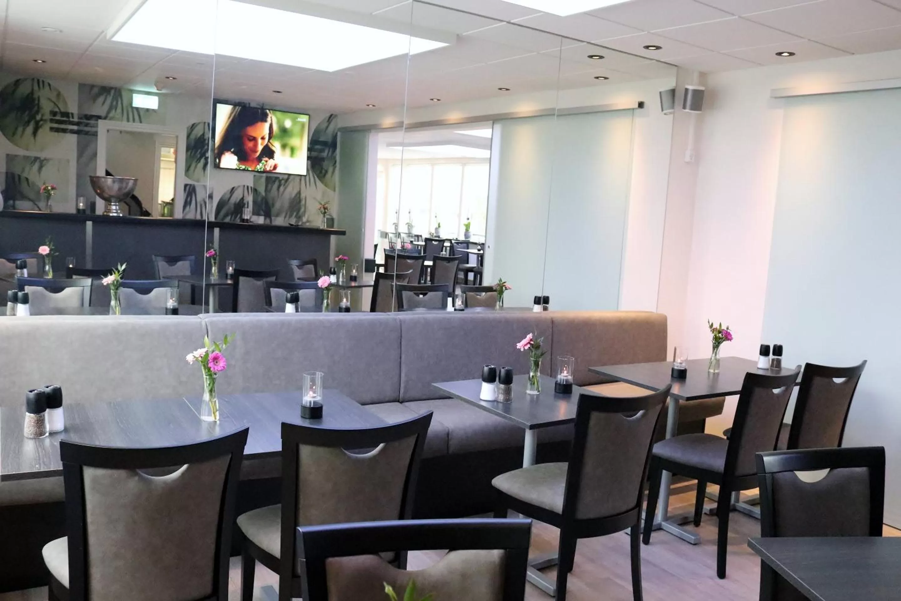 Restaurant/places to eat in Taastrup Park Hotel