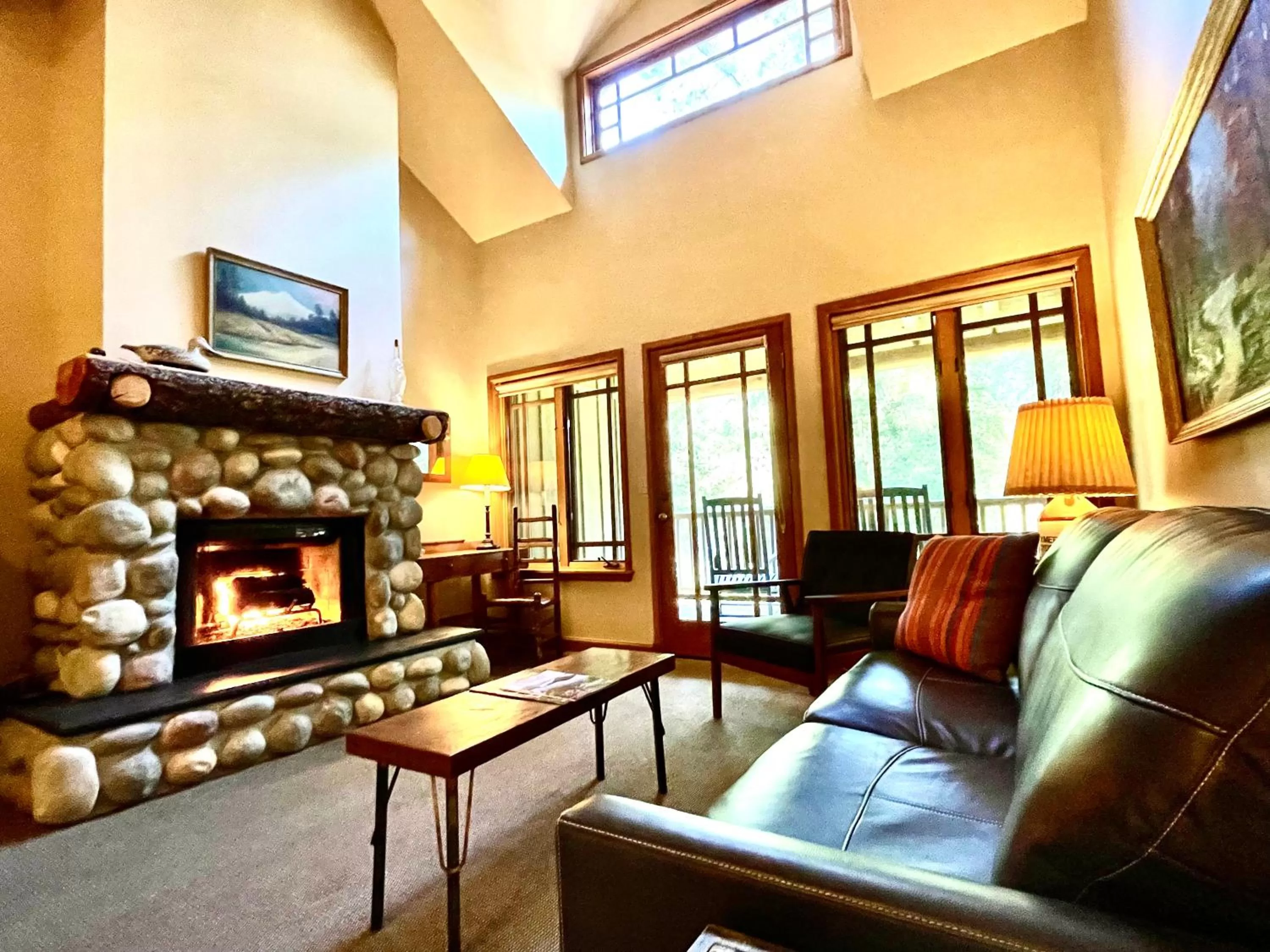 flat iron in Weasku Inn