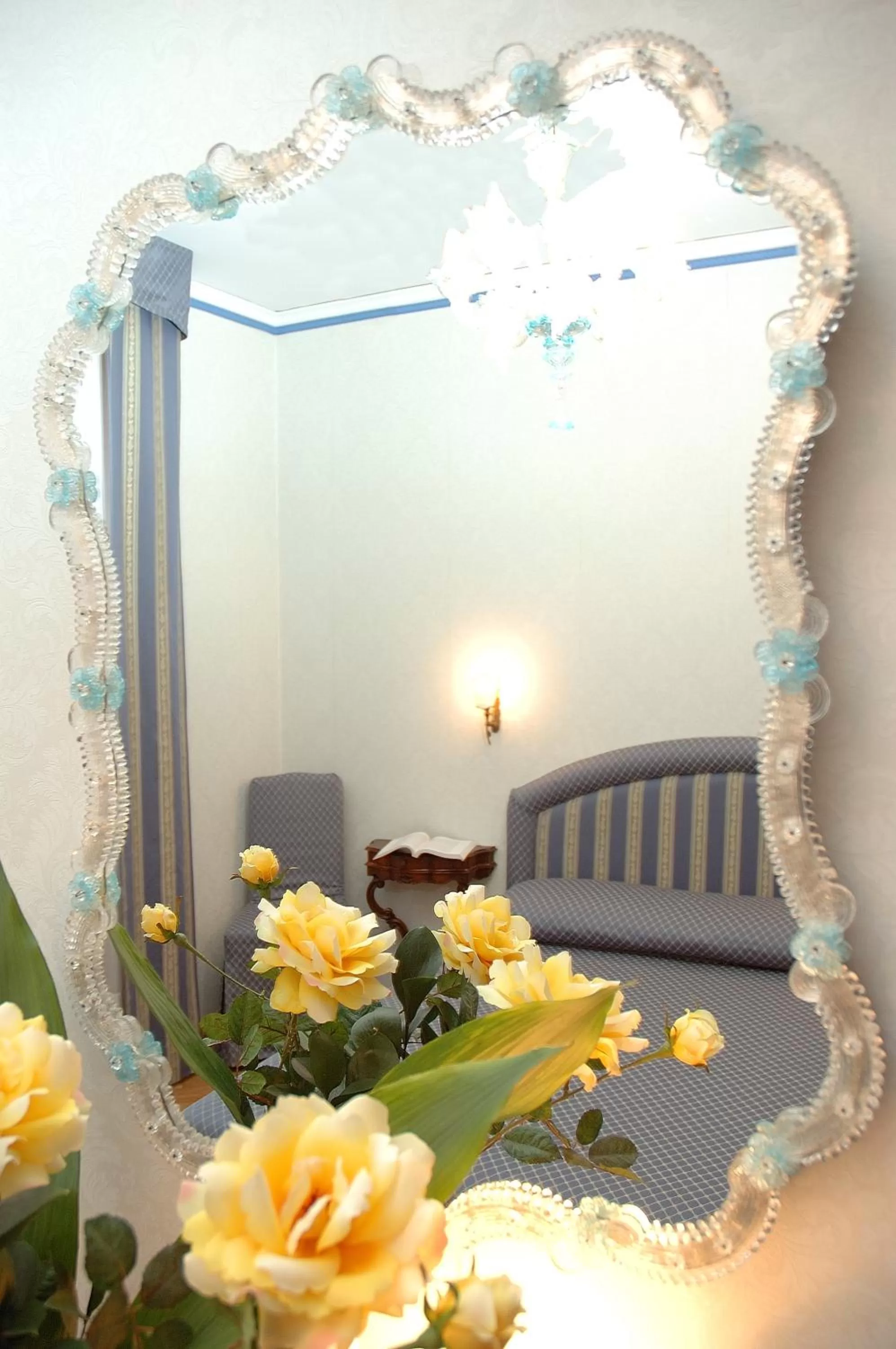 Decorative detail, Bed in Hotel Da Bruno