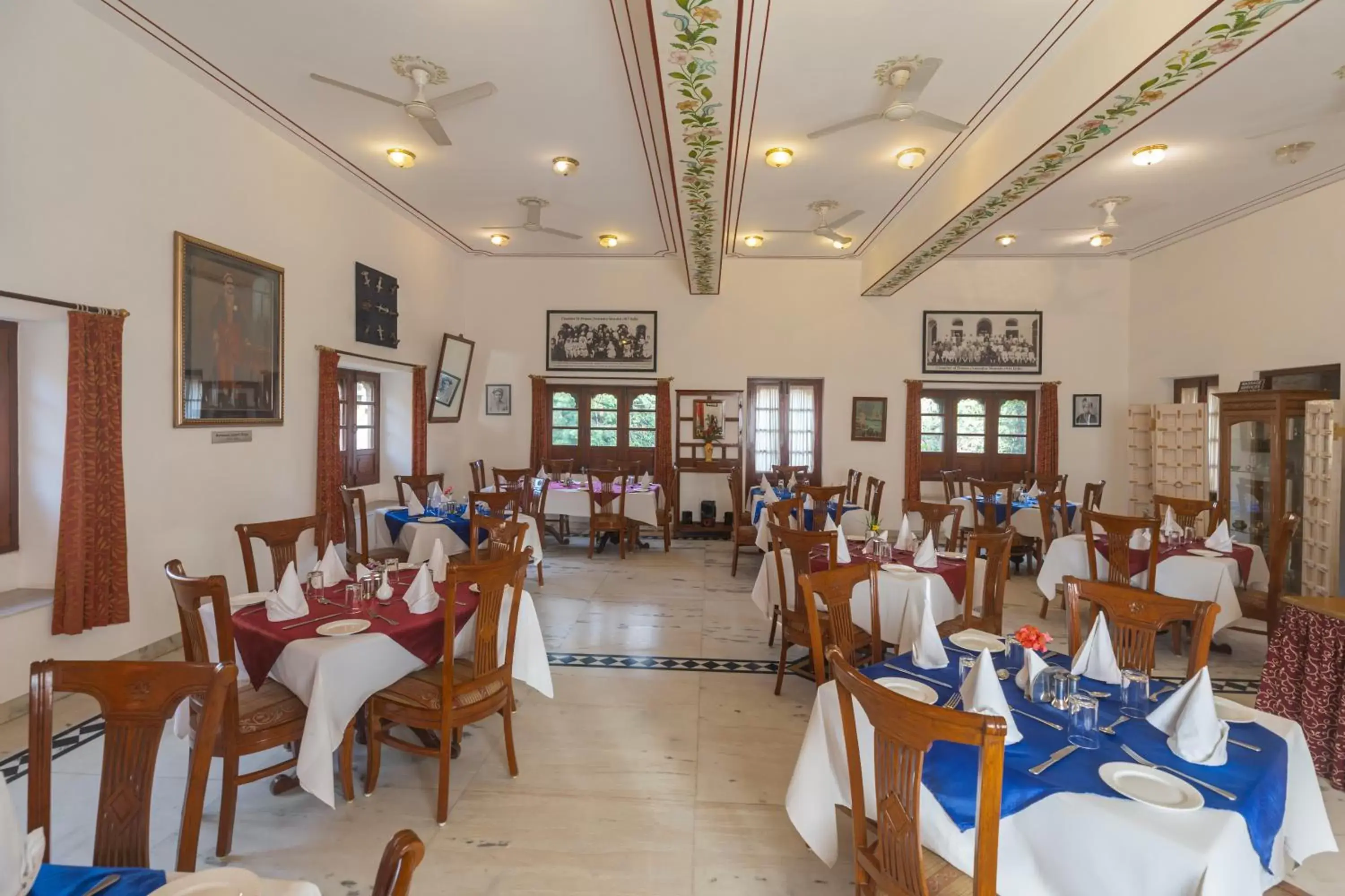 Restaurant/places to eat in WelcomHeritage Mandir Palace Restaurant/places to eat in WelcomHeritage Mandir Palace