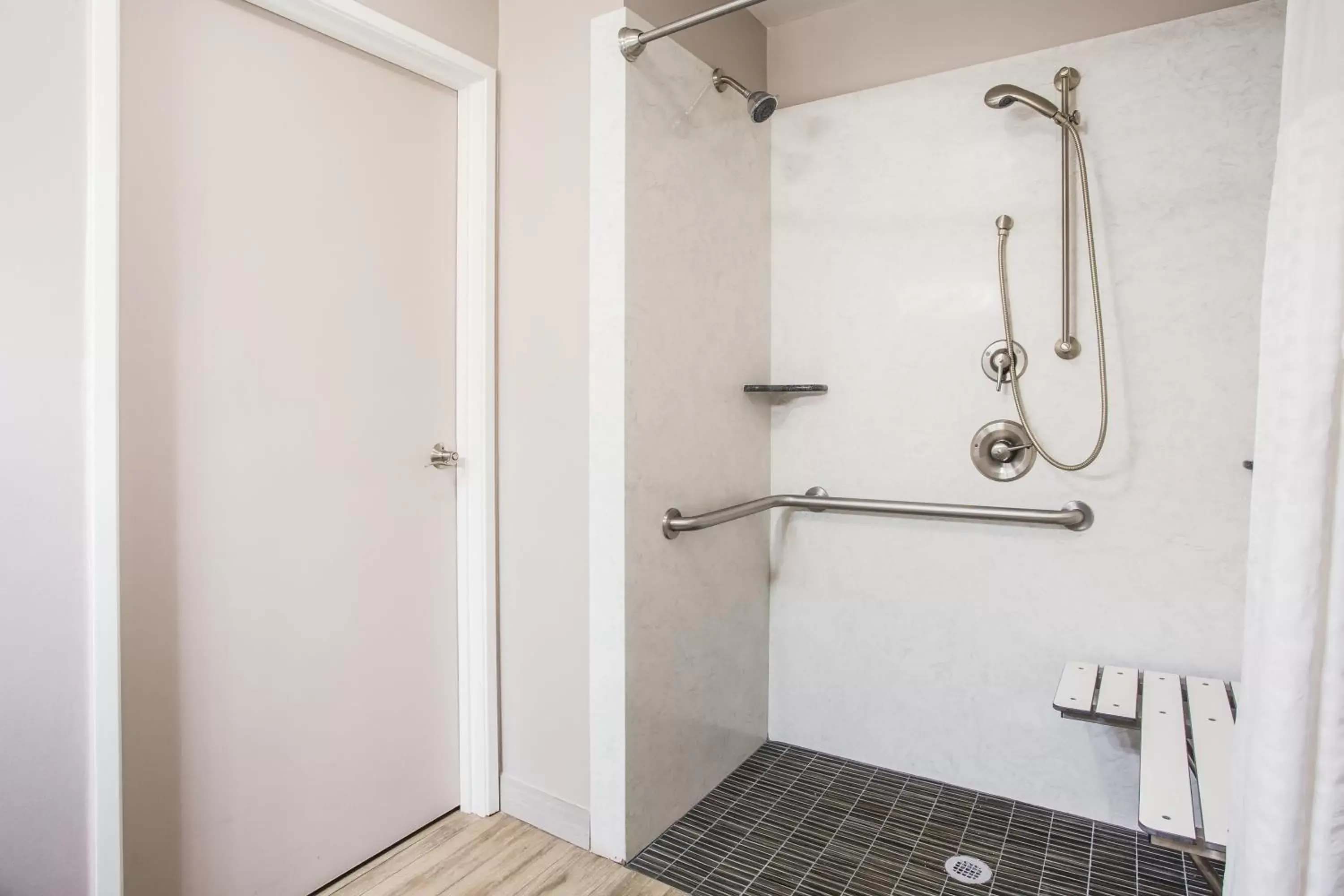 Shower, Bathroom in Super 8 by Wyndham Vacaville
