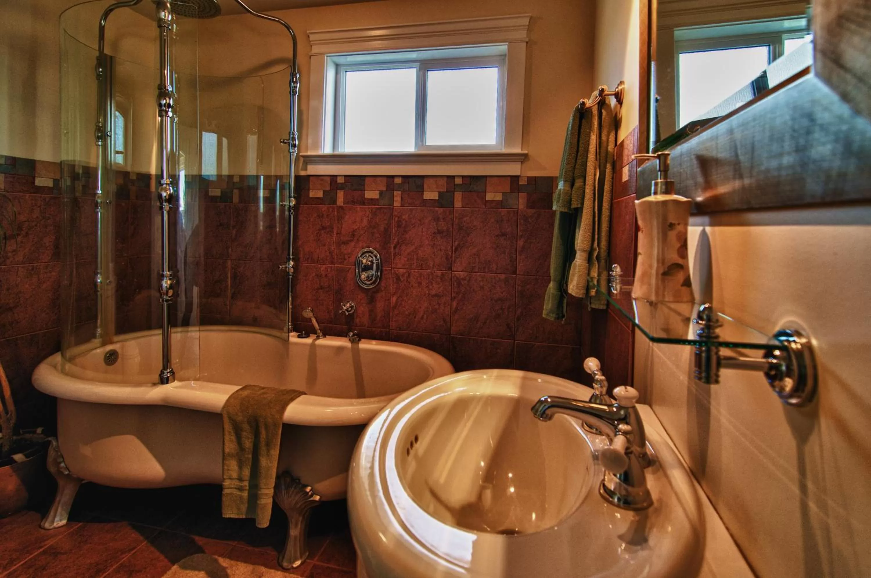 Bathroom in Birds of a Feather Victoria Oceanfront Studio Suites