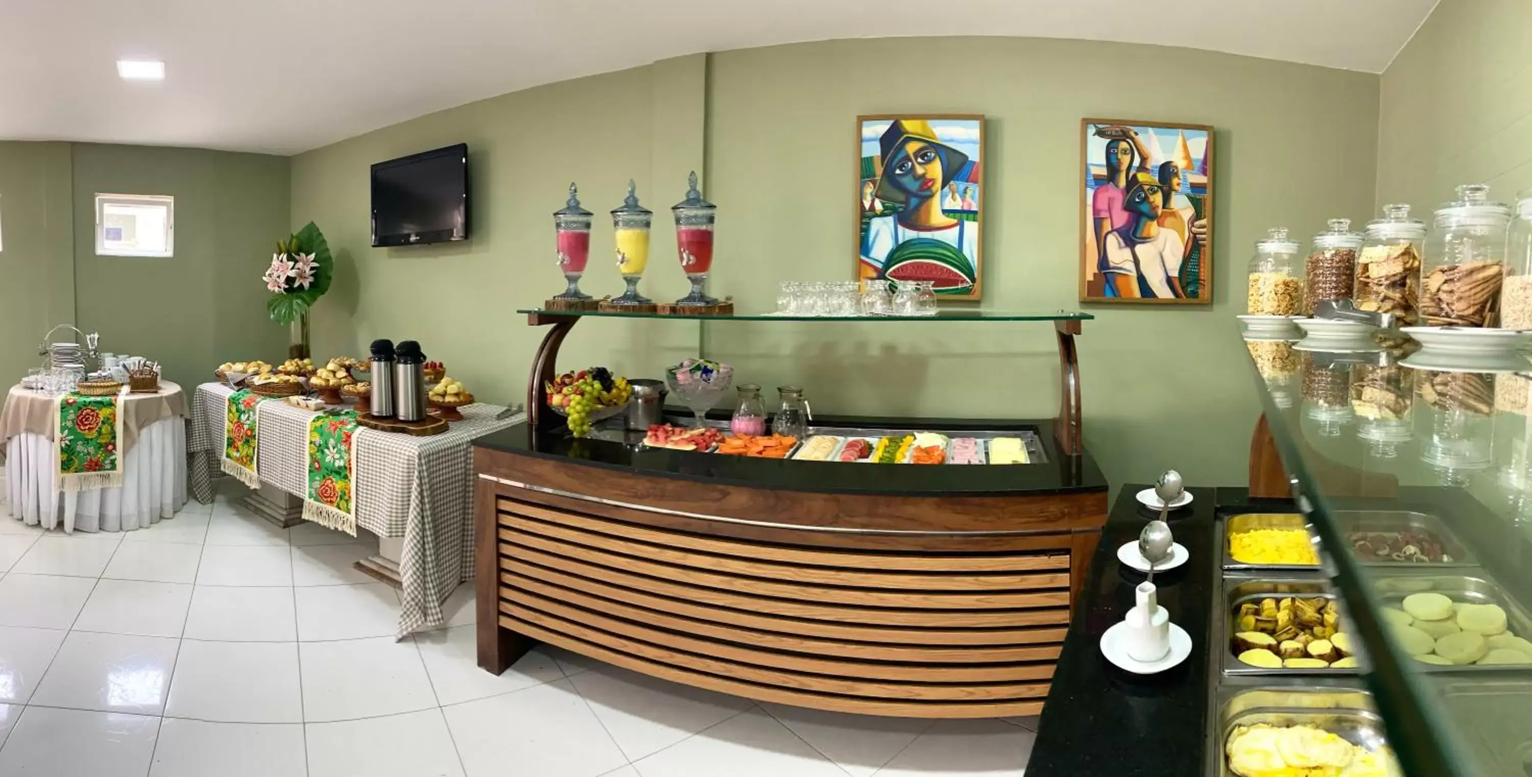 Breakfast in BELVEDERE PAULO AFONSO Breakfast in BELVEDERE PAULO AFONSO