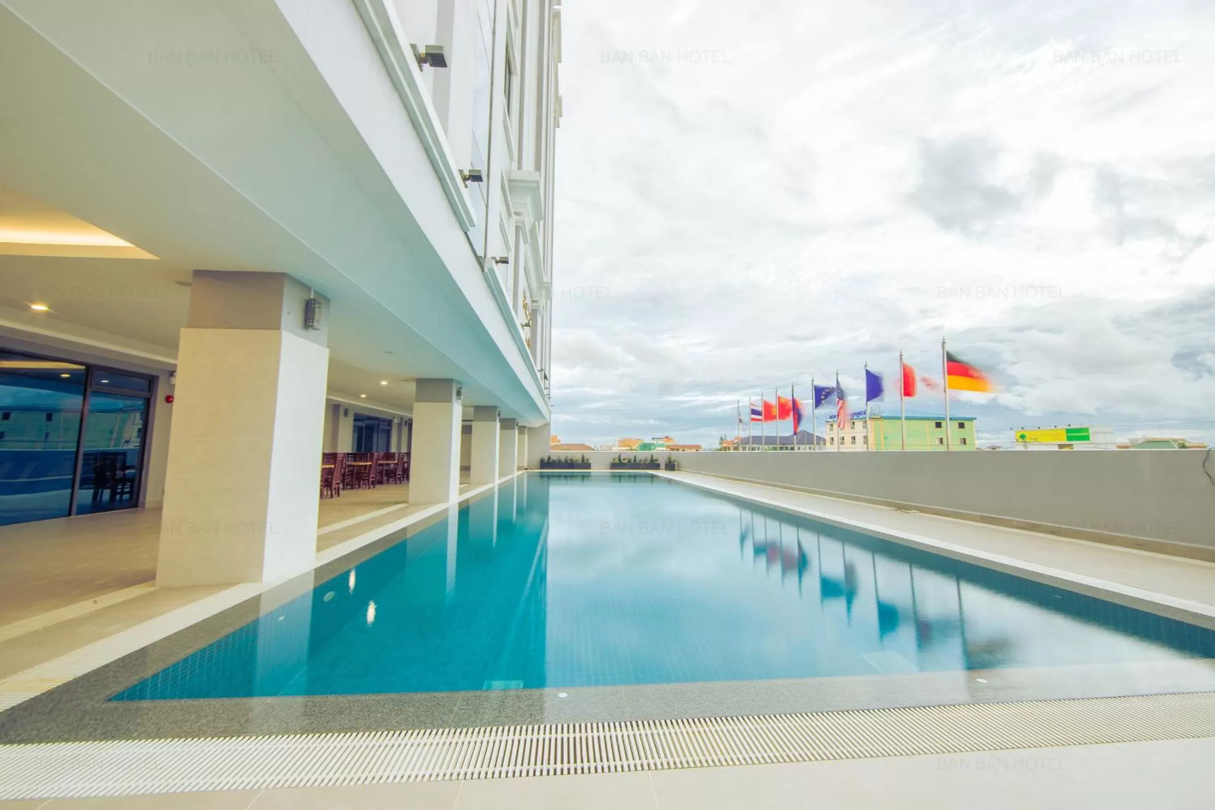 Pool view in Ban Ban Hotel