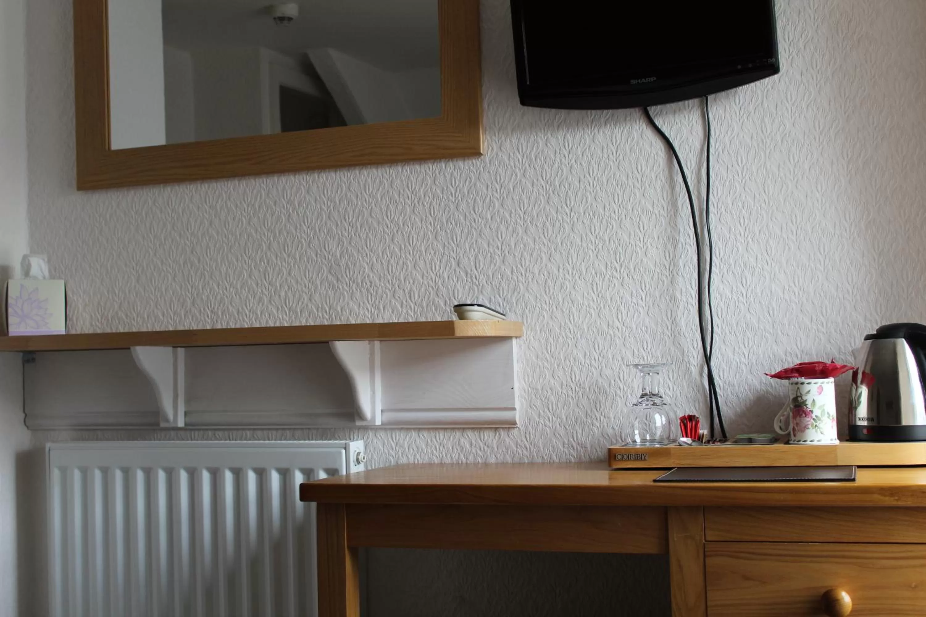 Coffee/tea facilities in The Bay House Lake View Guest House - Adults Only