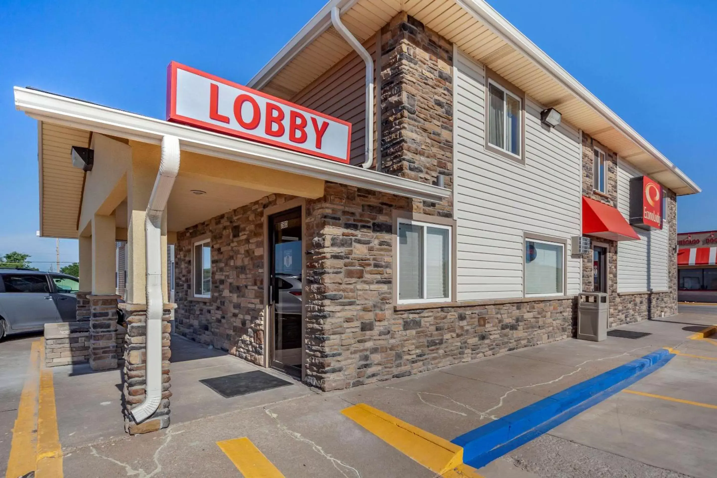 Property building in Econo Lodge Hays I-70