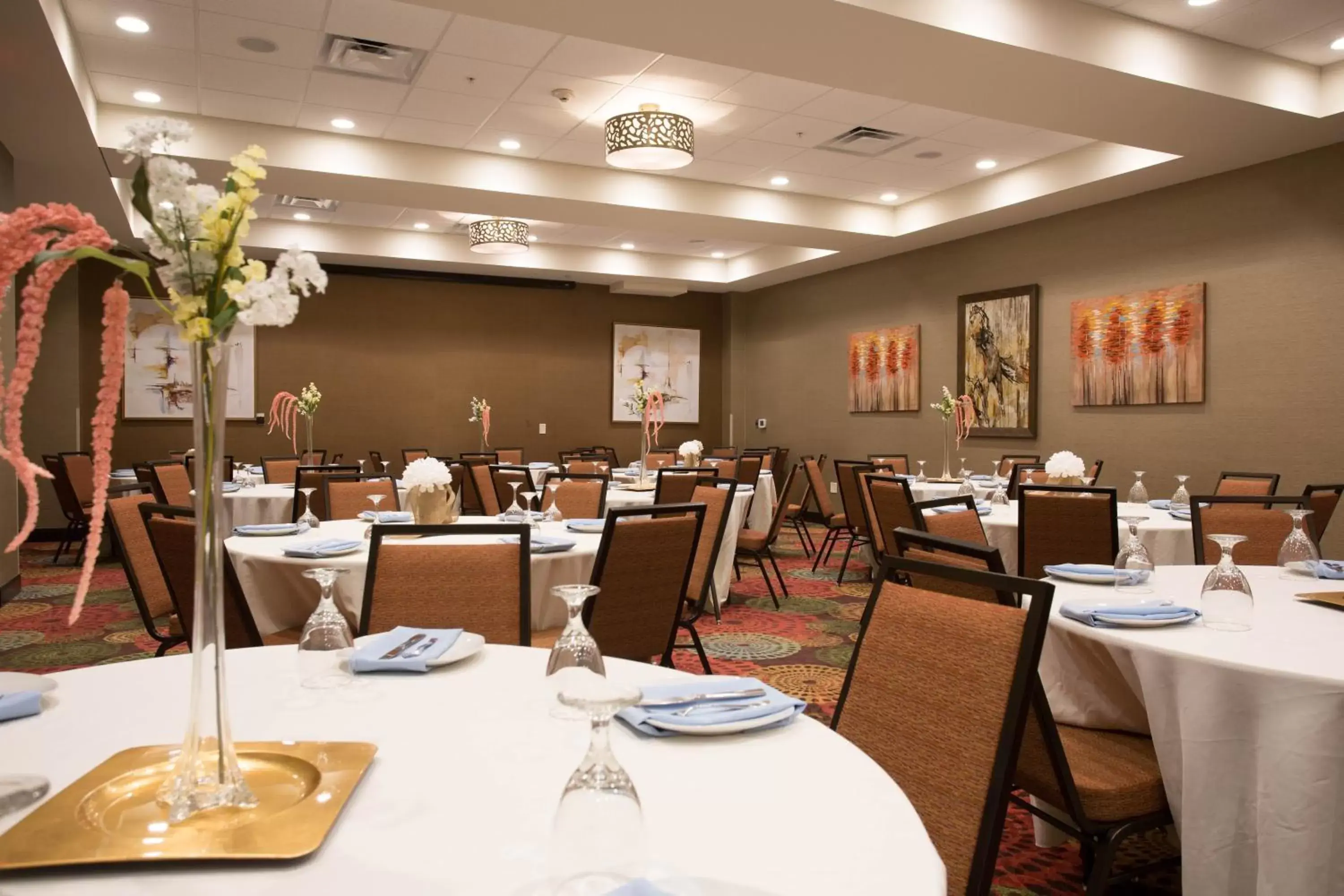 Banquet/Function facilities, Restaurant/Places to Eat in Holiday Inn Murfreesboro/Nashville, an IHG Hotel