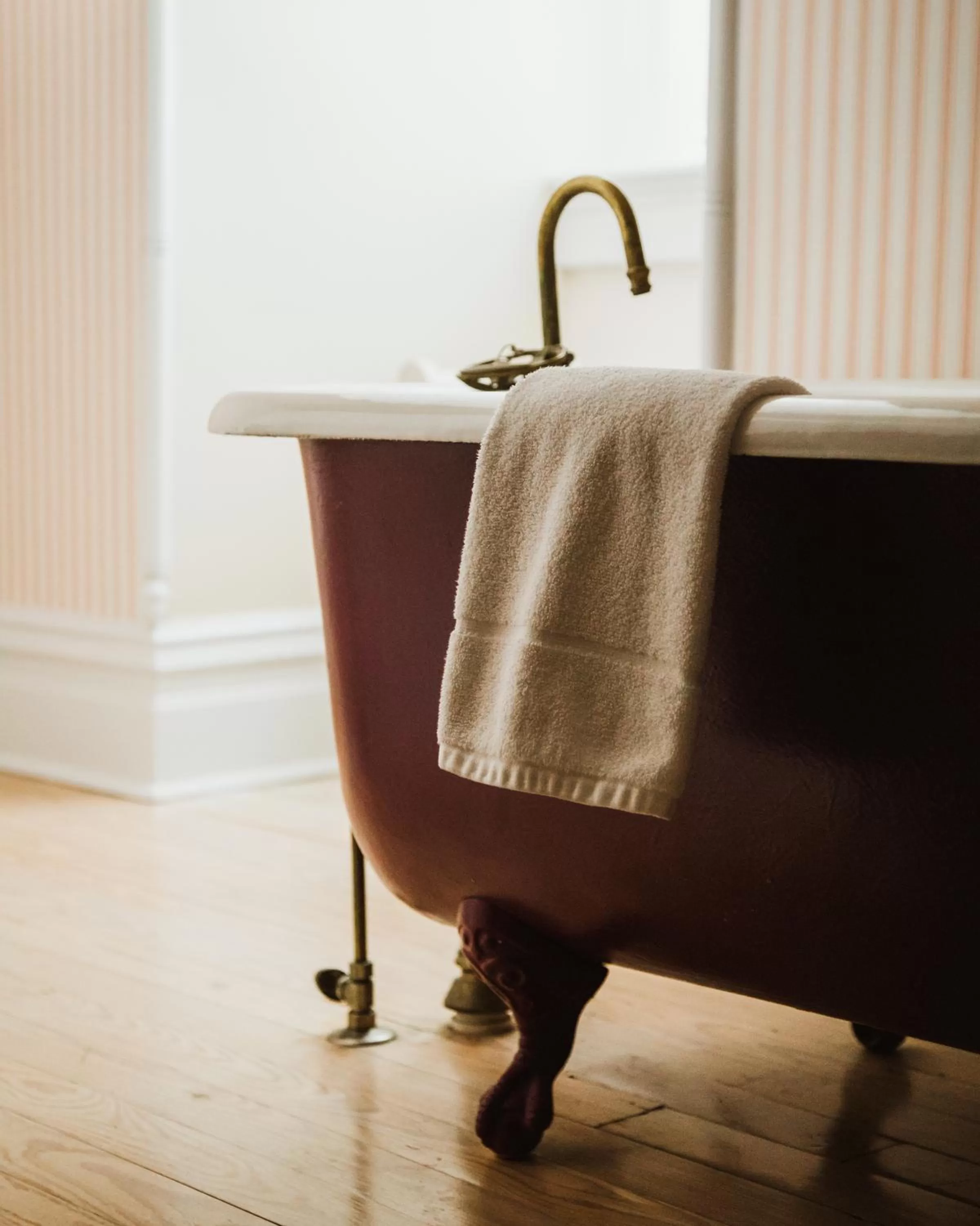 Bathroom in The Mansion at Elfindale