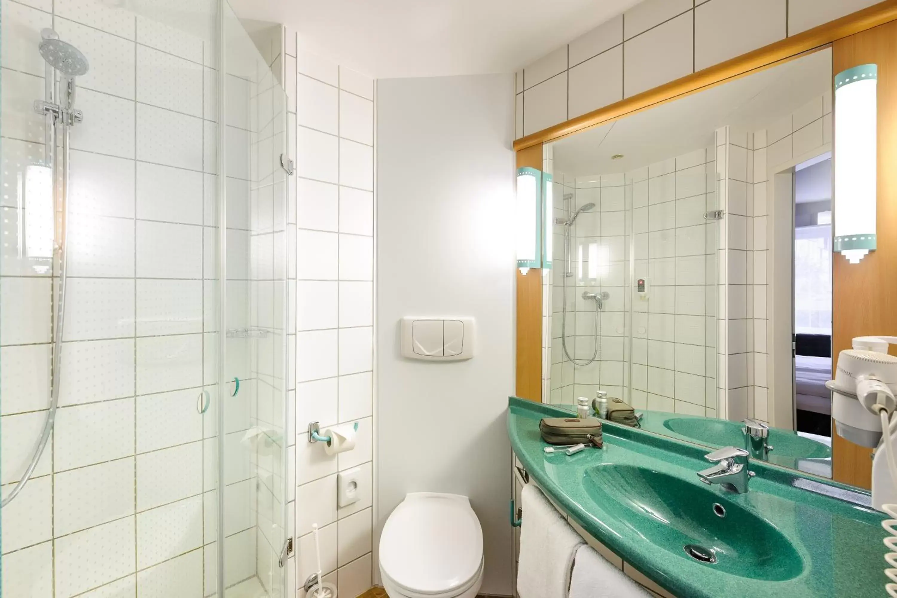 Bathroom in Hotel Ibis Bregenz