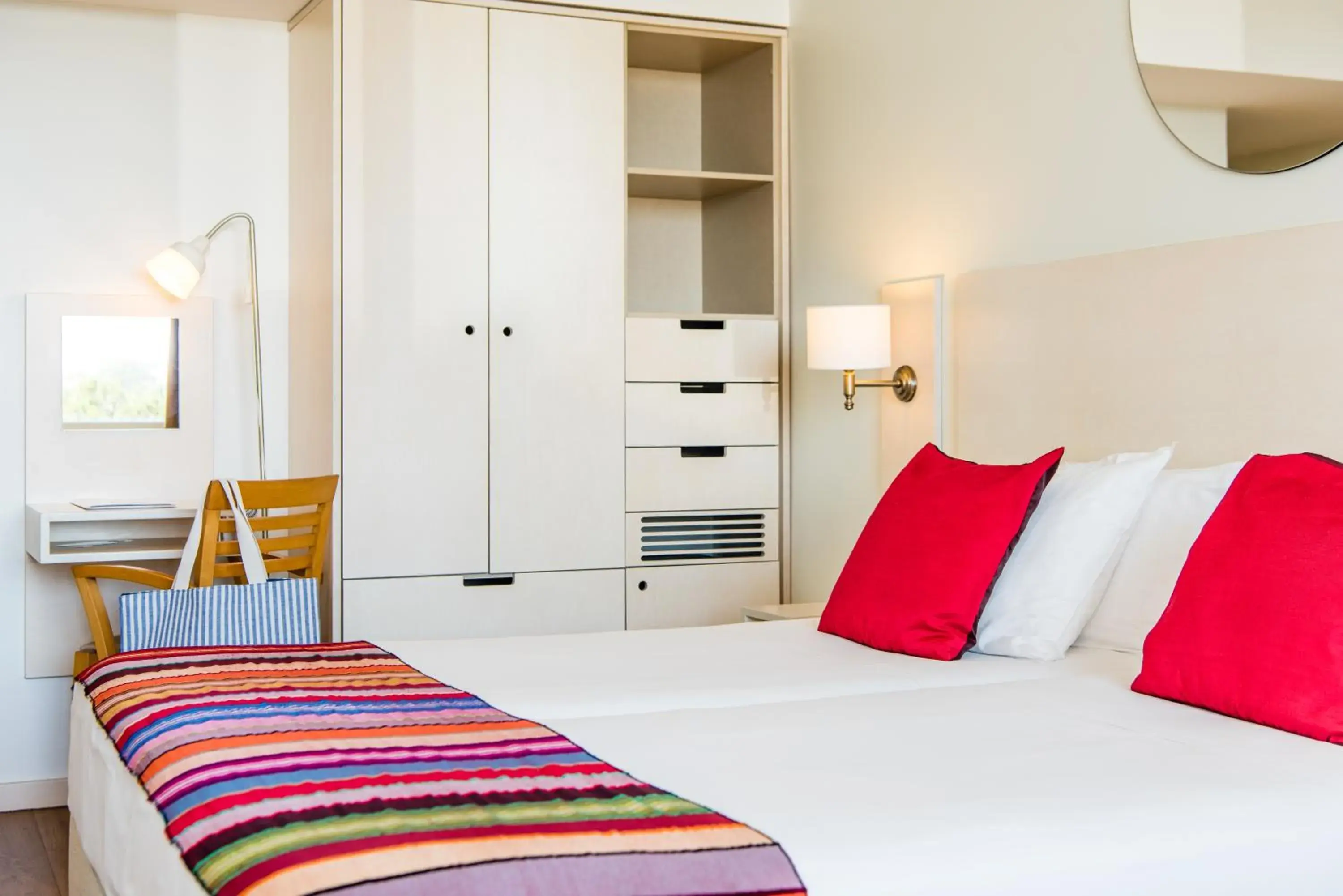 Bed in Hotel Londres Estoril / Cascais