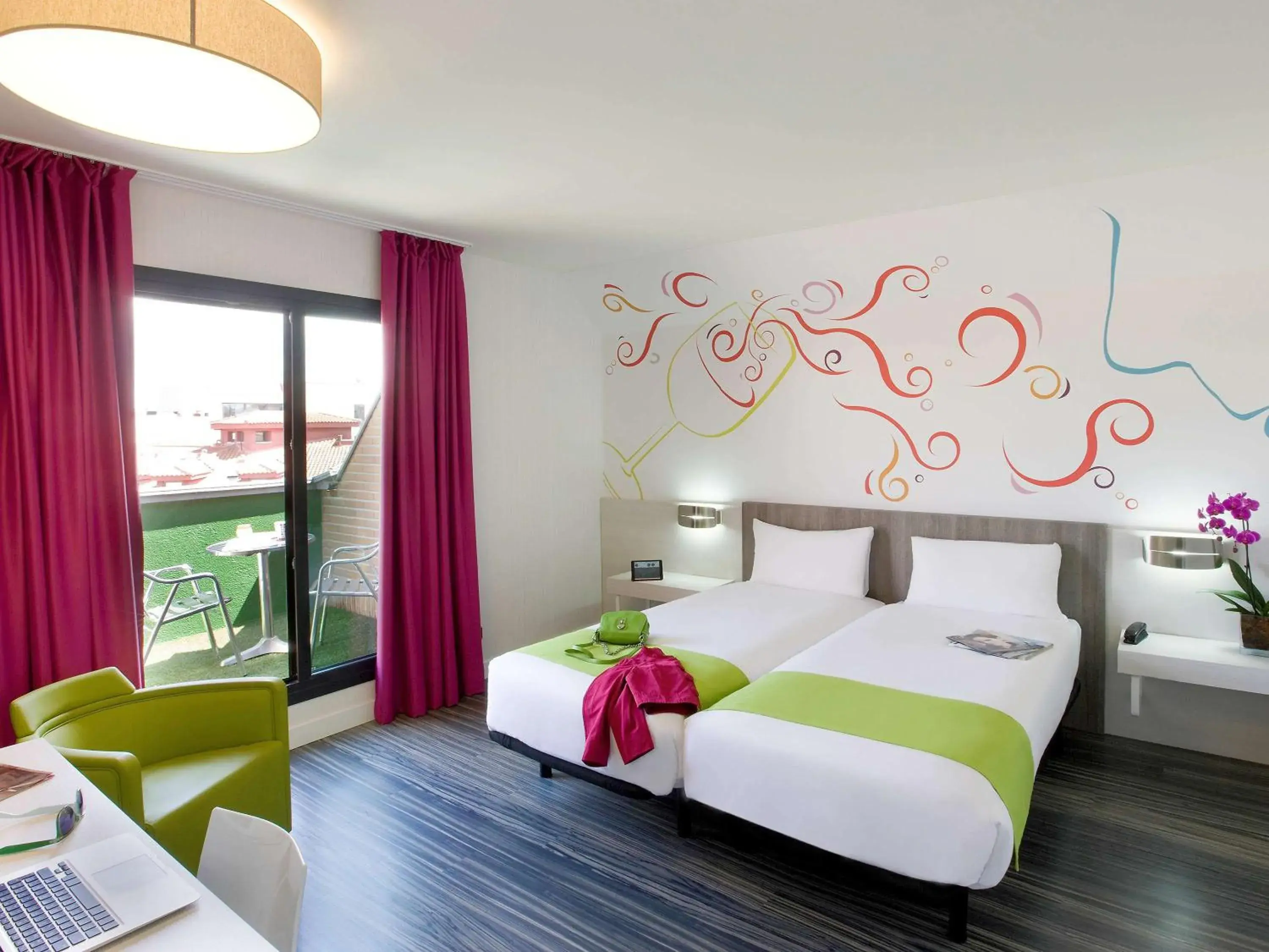 Photo of the whole room, Bed in Ibis Styles Madrid Prado