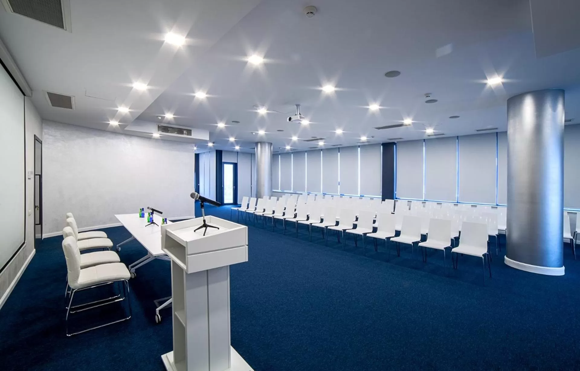 Meeting/conference room in Meta Business Hotel By King David