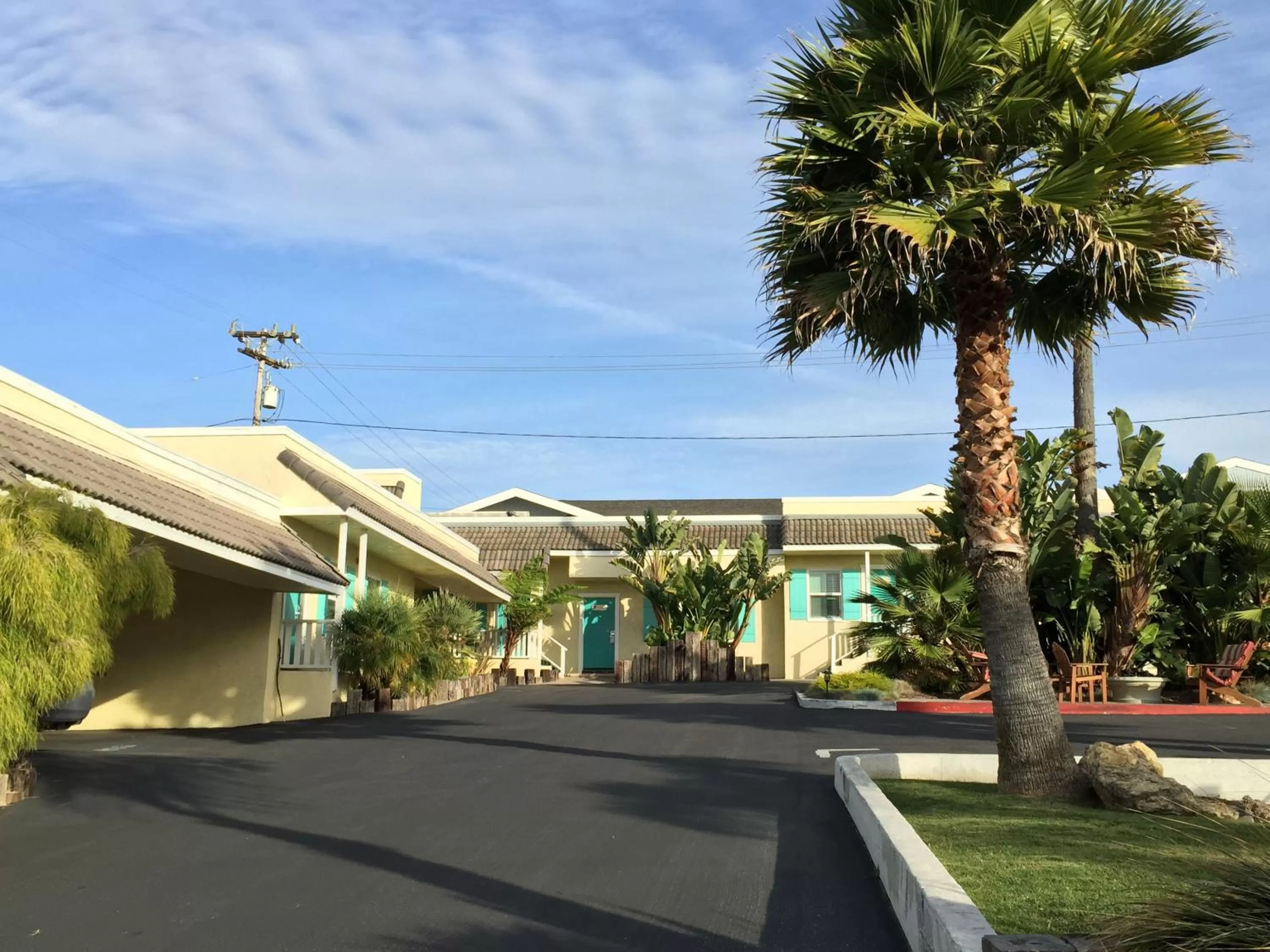 Property building in Beach Bungalow Inn and Suites