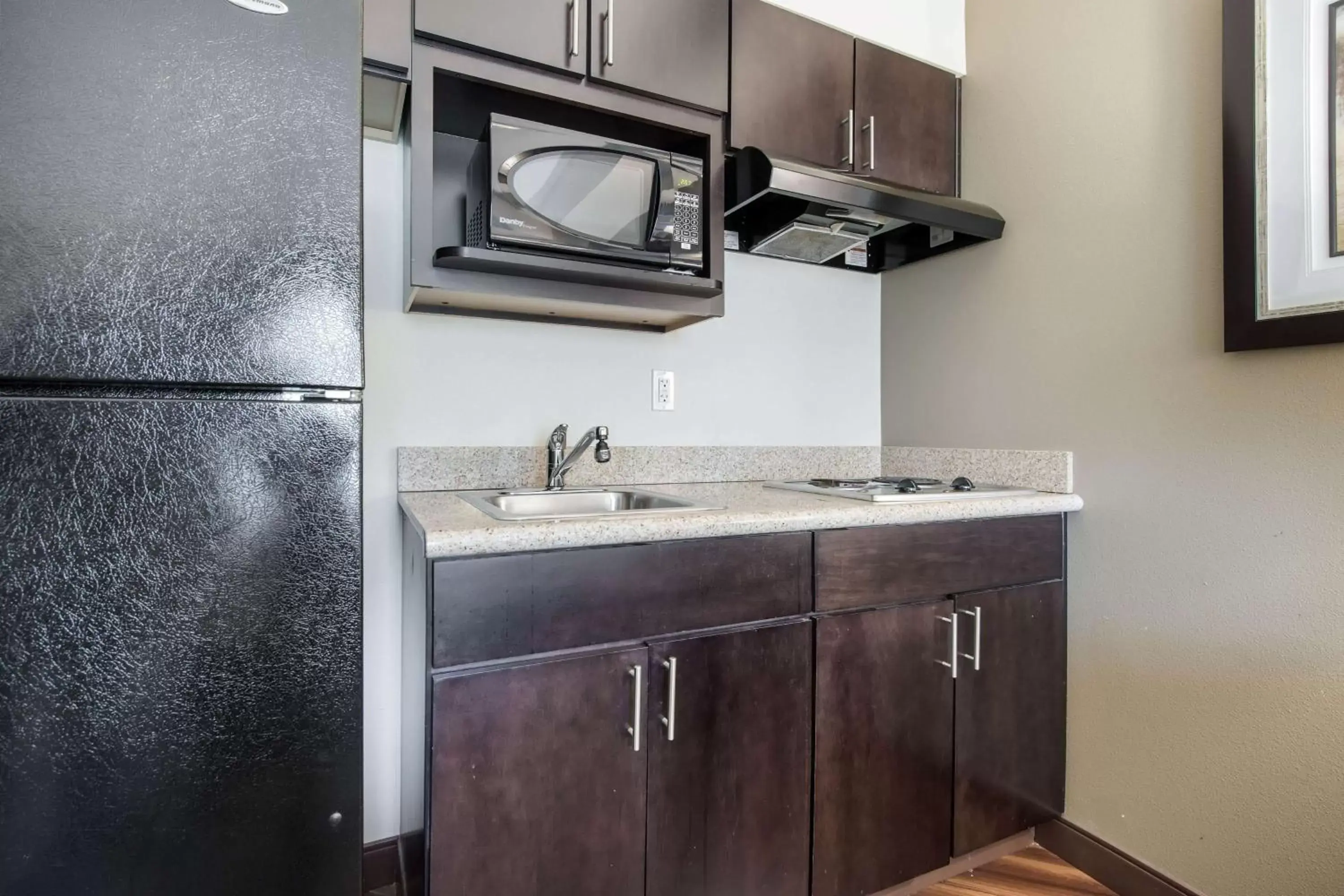 Photo of the whole room, Bathroom in La Quinta by Wyndham Auburn