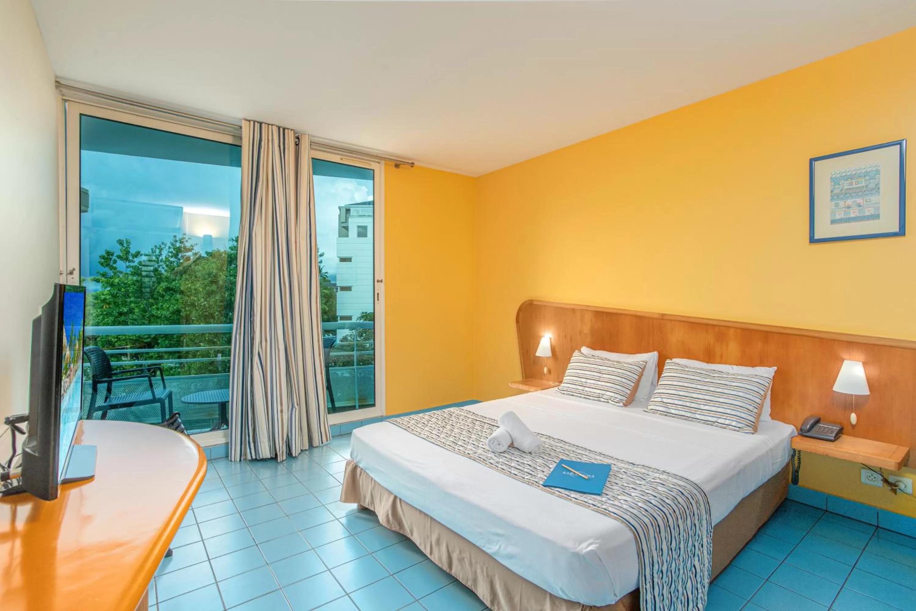 Photo of the whole room, Bed in Zenitude Hôtel Résidences Le Salako