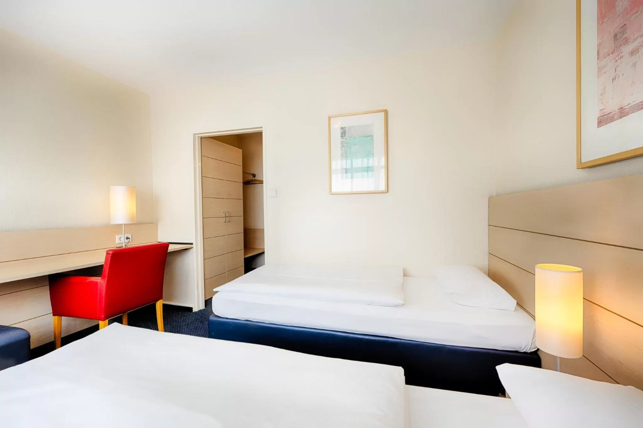 Bed in Enjoy Hotel am Studio