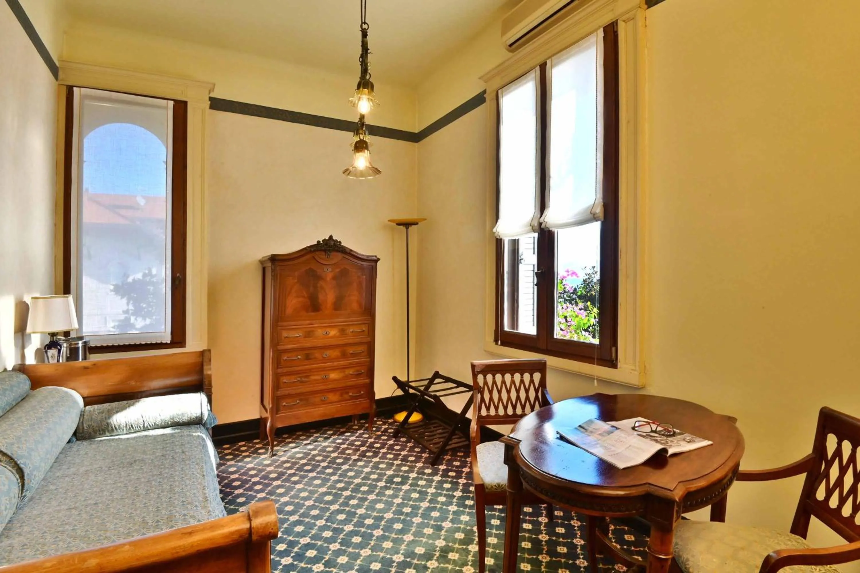 Bed in Hotel Villa Fiordaliso