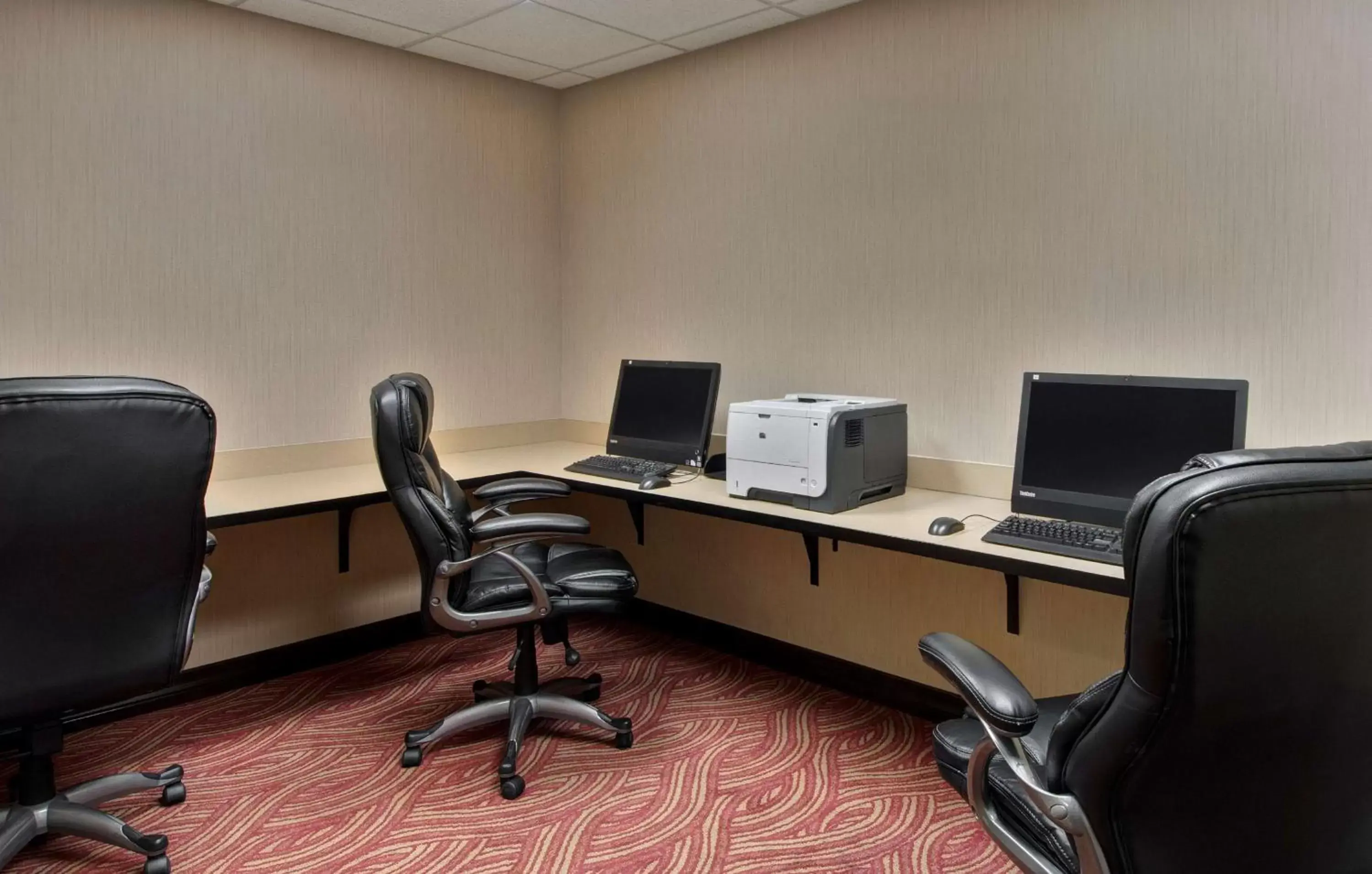 Business facilities, Business Area/Conference Room in Hampton Inn Provo