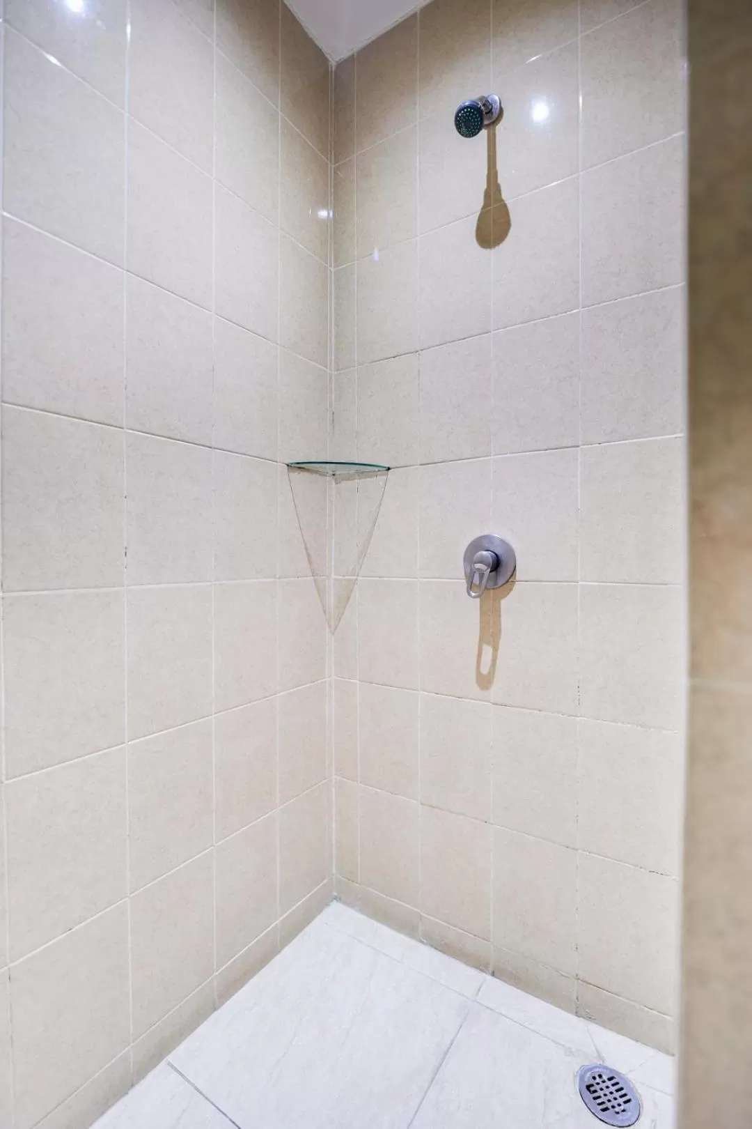 Shower in First Inn Hotel & Business