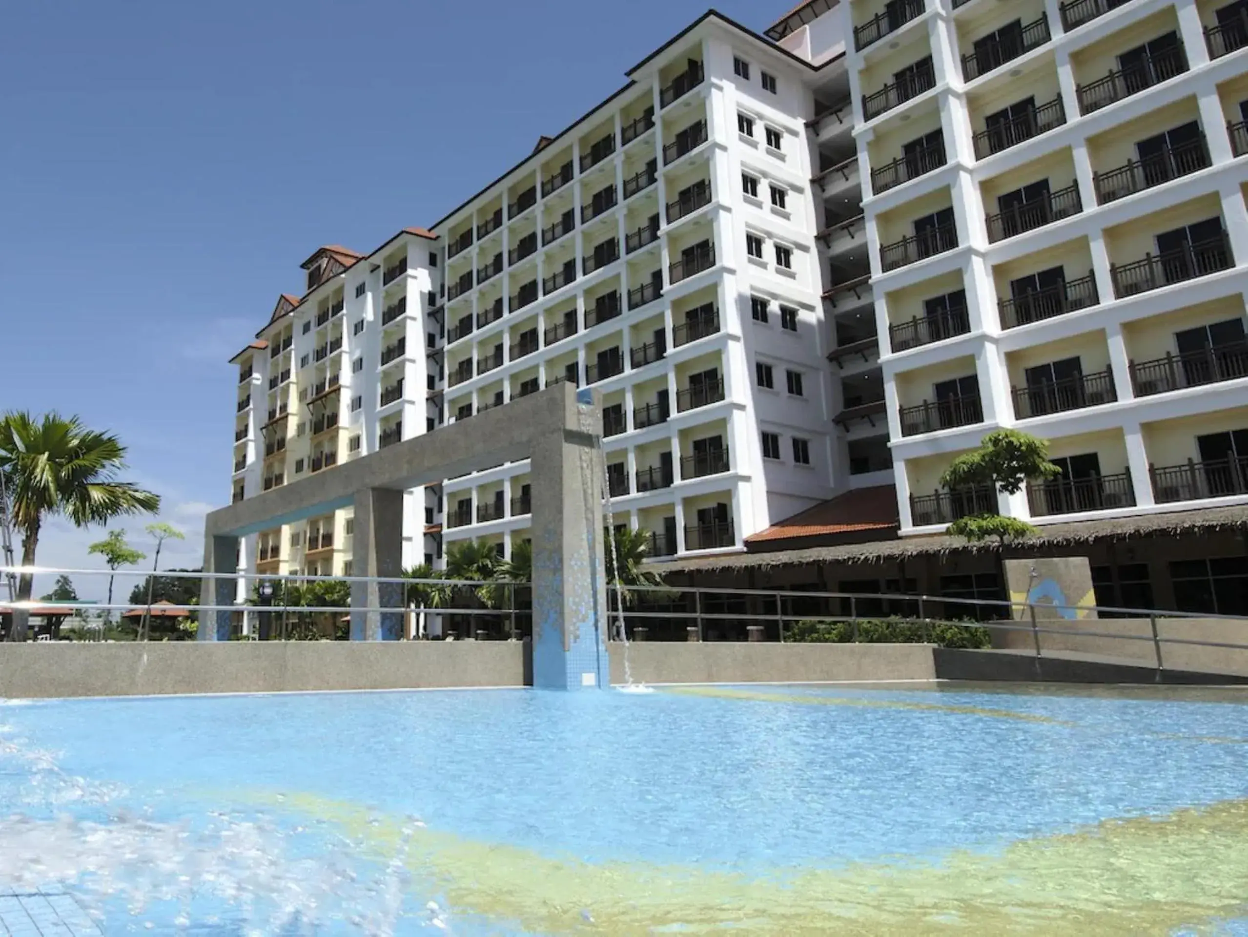Other, Swimming Pool in OYO HOME 90301 Suria Service Apartments @ Bukit Merak Laketown Resort