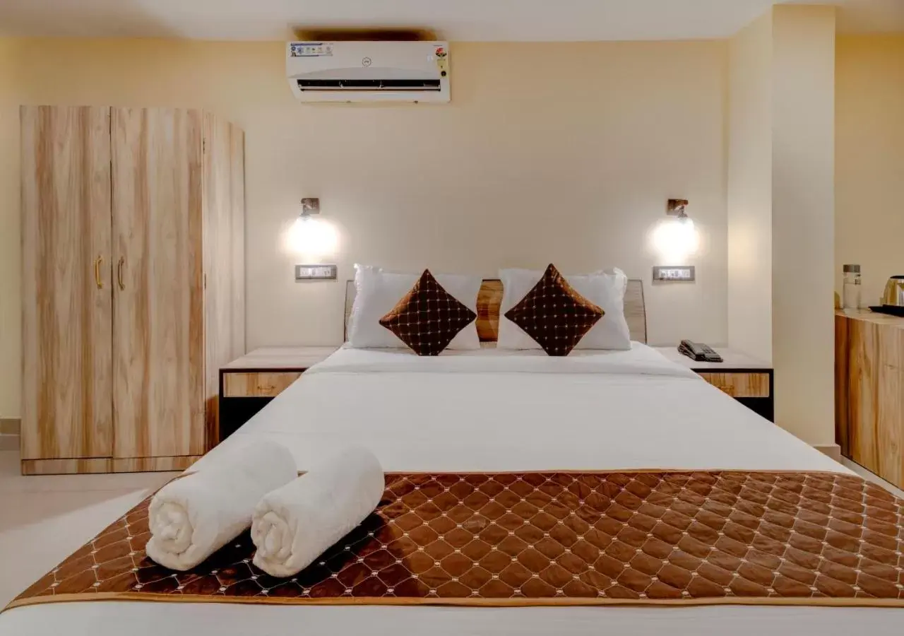 Deluxe Double Room in Hotel Sai Rain Tree Deluxe Double Room in Hotel Sai Rain Tree