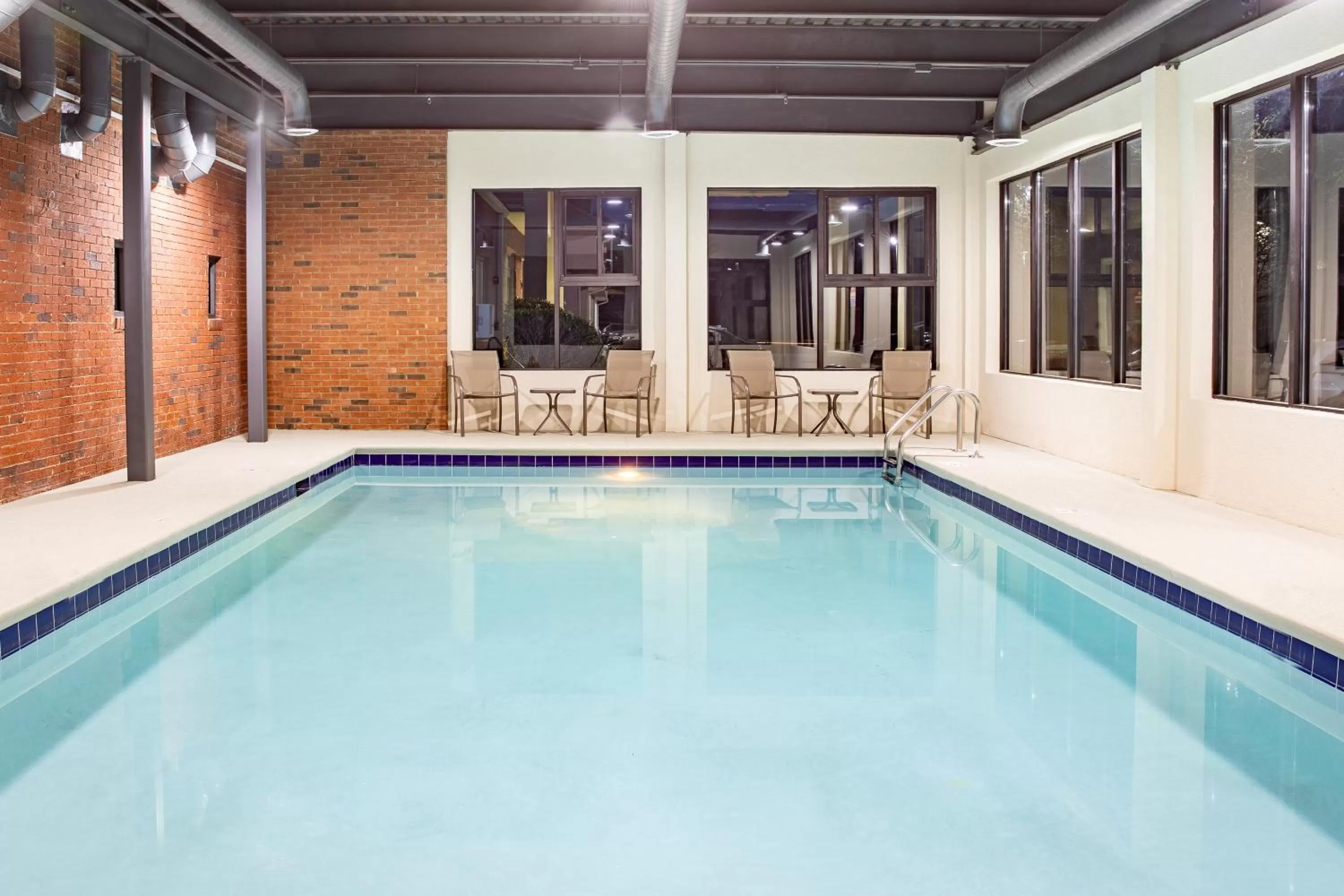 Swimming pool in Ramada by Wyndham Alpharetta Atlanta North