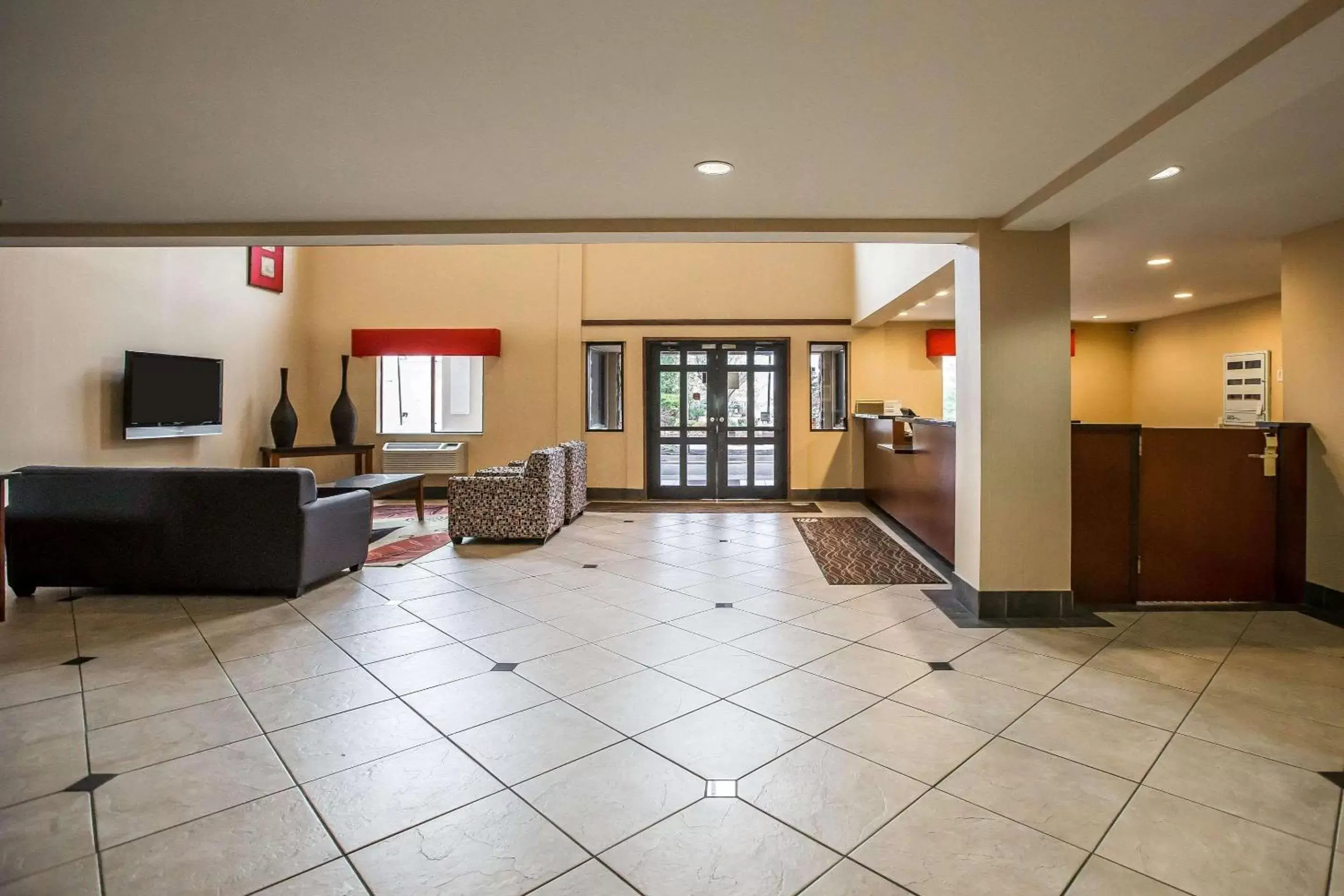 Lobby or reception, Lobby/Reception in Econo Lodge Inn & Suites Monroe
