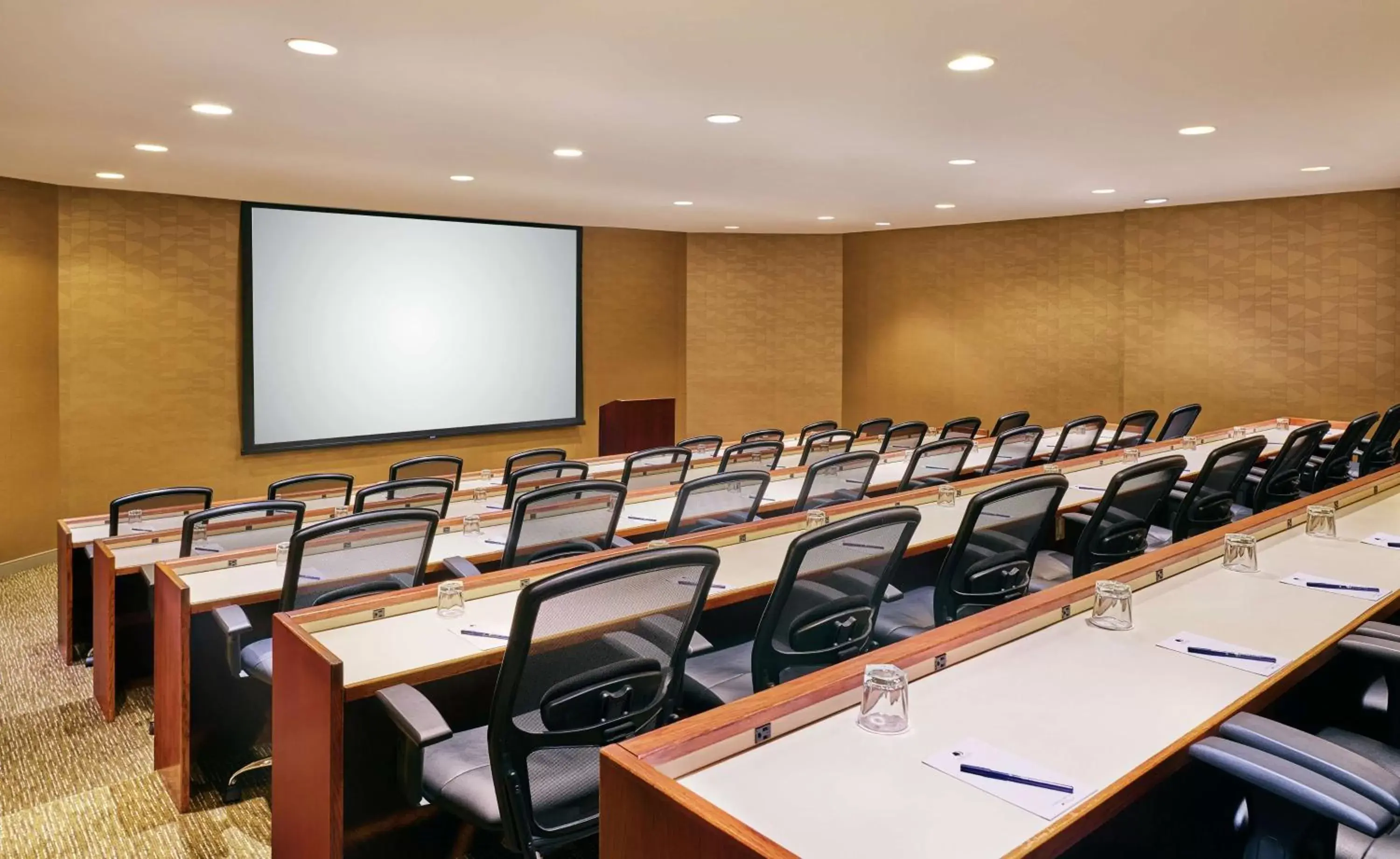 Meeting/conference room, Business Area/Conference Room in DoubleTree by Hilton Houston Intercontinental Airport