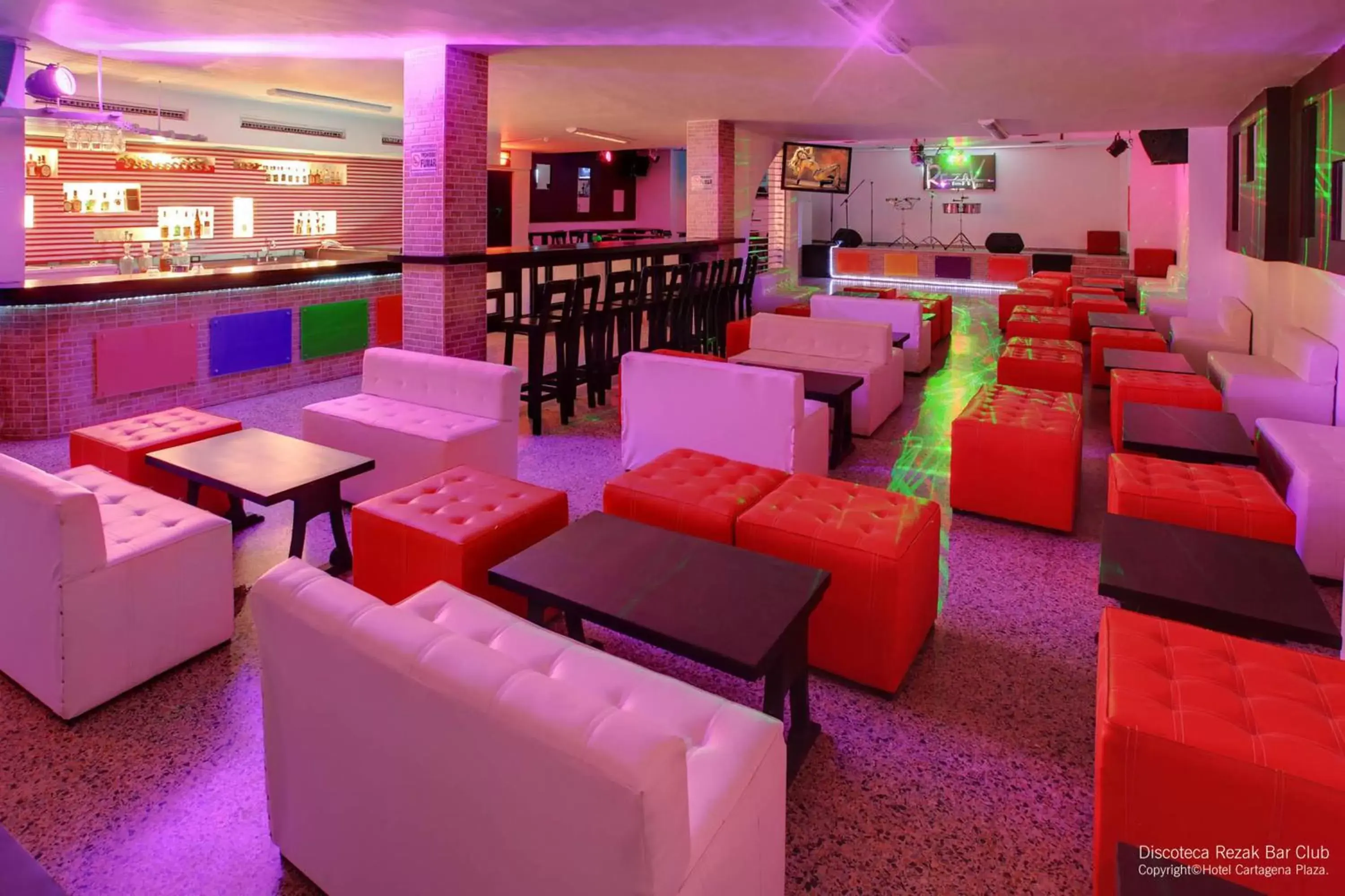 Nightclub / DJ in Hotel Cartagena Plaza