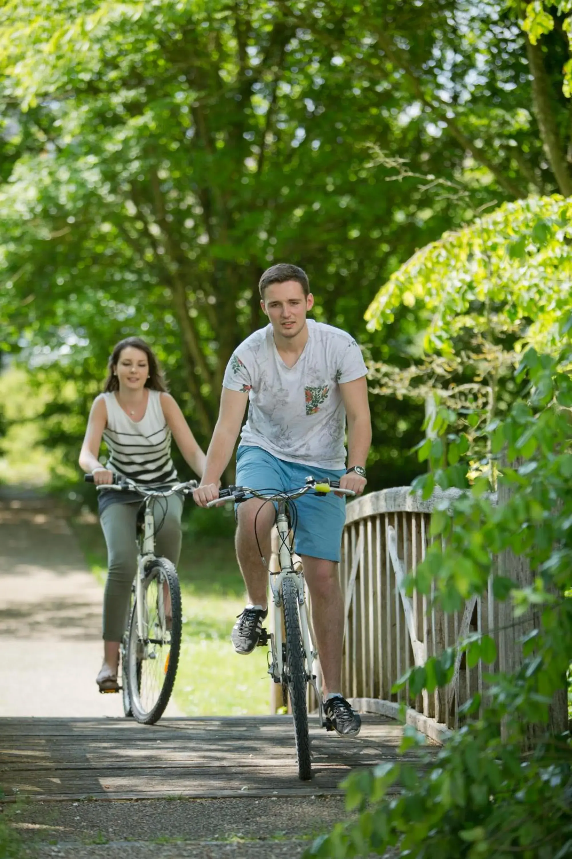 Garden, Biking in Logis Les Loges du Parc