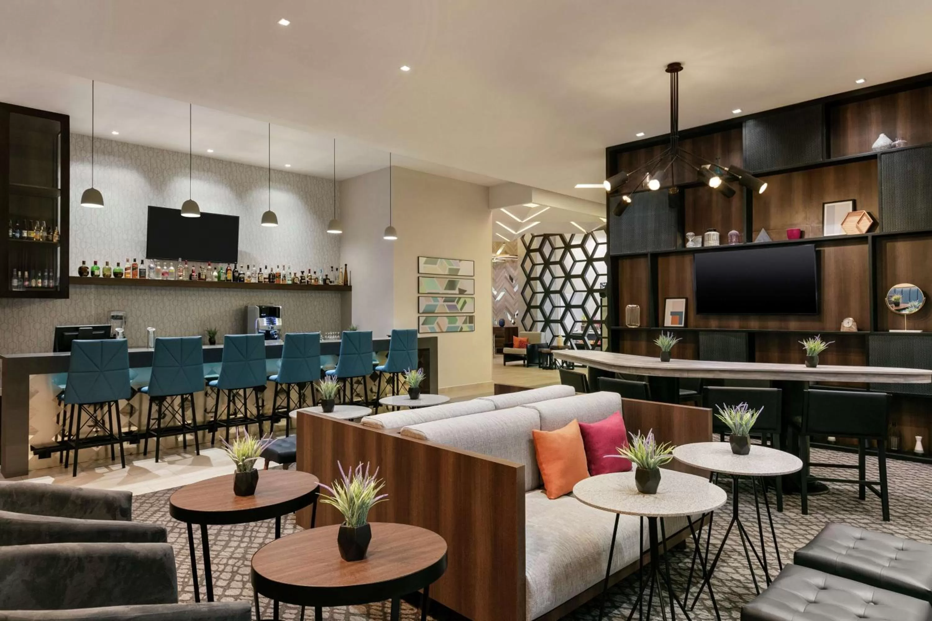 Lounge or bar in Homewood Suites By Hilton Monterrey Apodaca